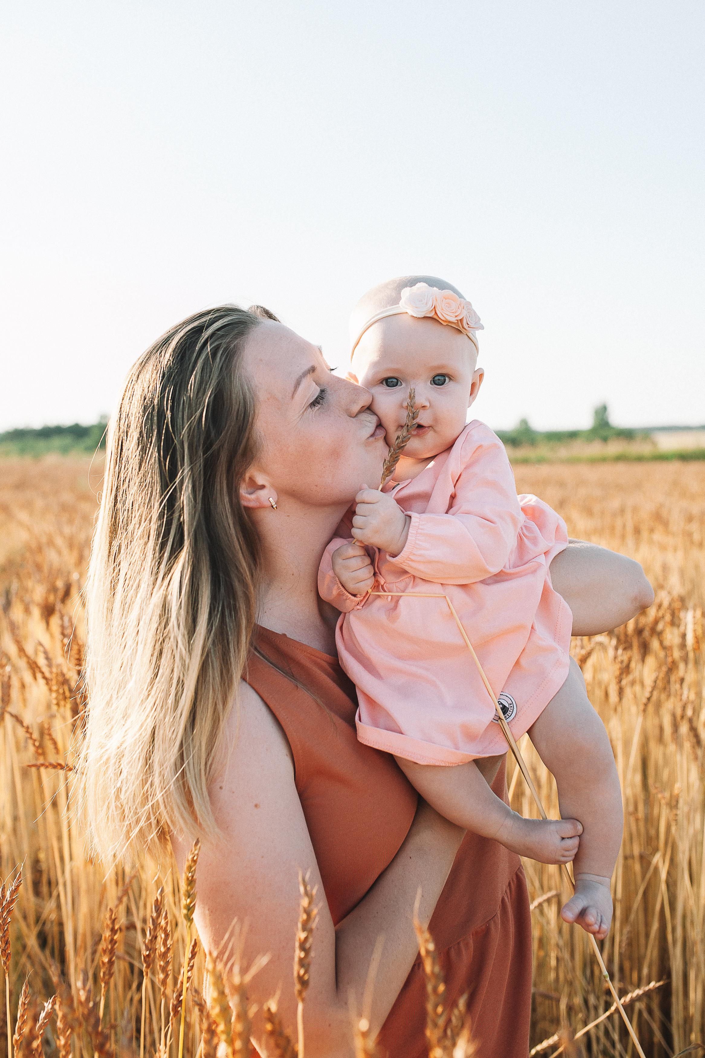 Саша, Оля, Тася и Ксюнечка. Семейный фотограф Трусова Евгения в Екатеринбурге
