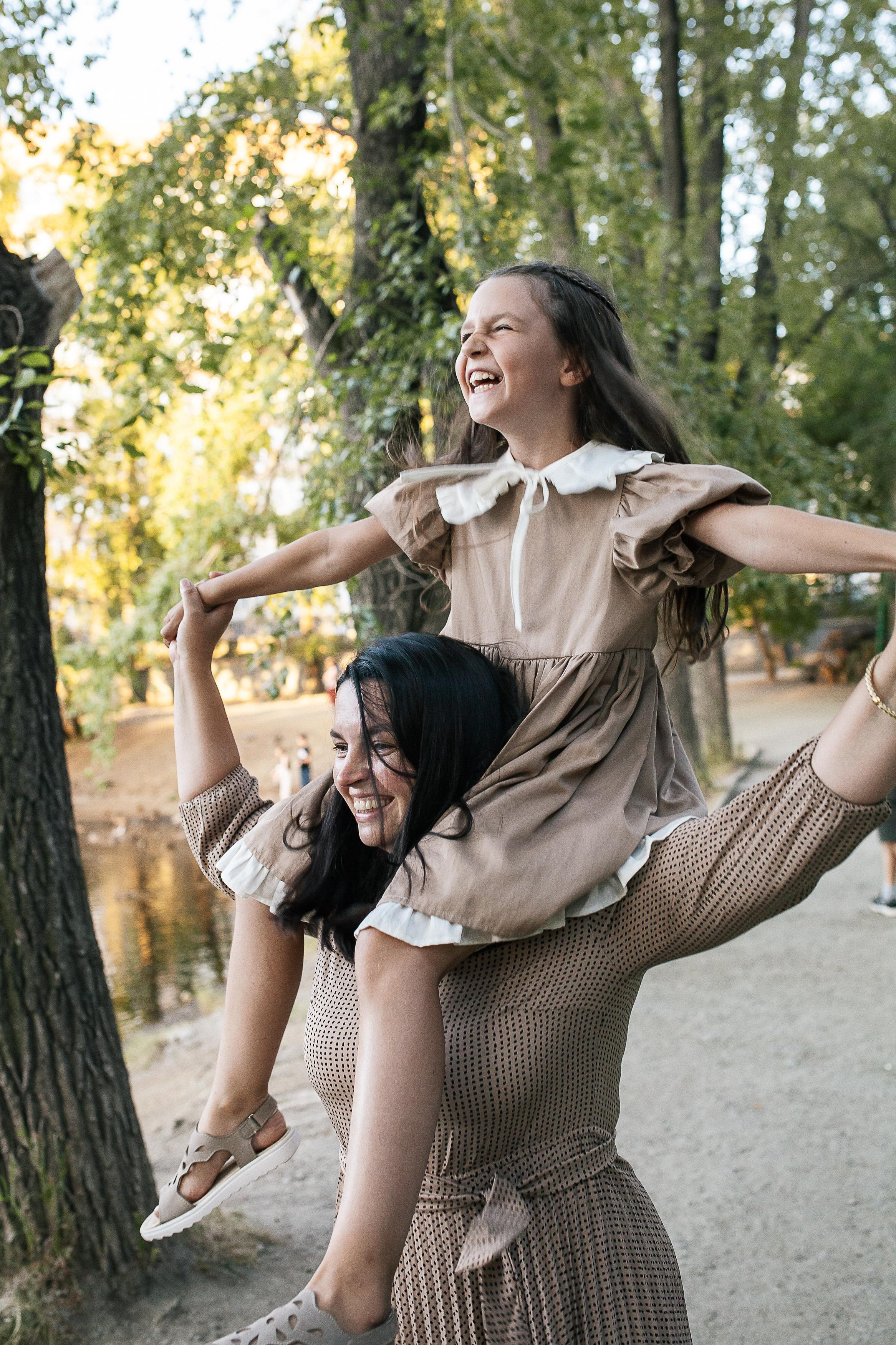 Дима, Марина, Олеся, Алёна и Милана. Семейный фотограф Трусова Евгения в Екатеринбурге