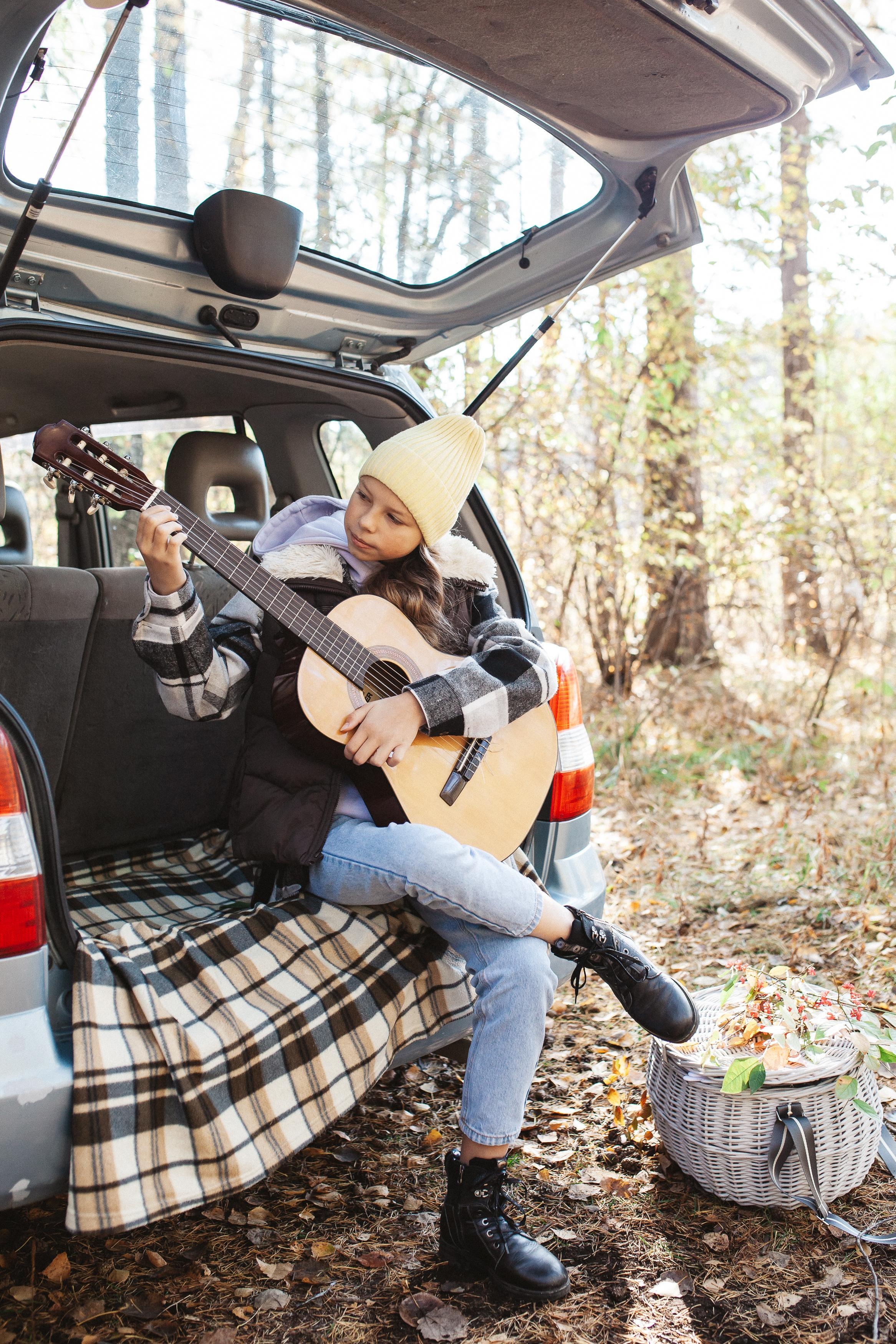 Антон, Надя, Даша, Лёва, бабушка и Циркон. Семейный фотограф Трусова Евгения в Екатеринбурге