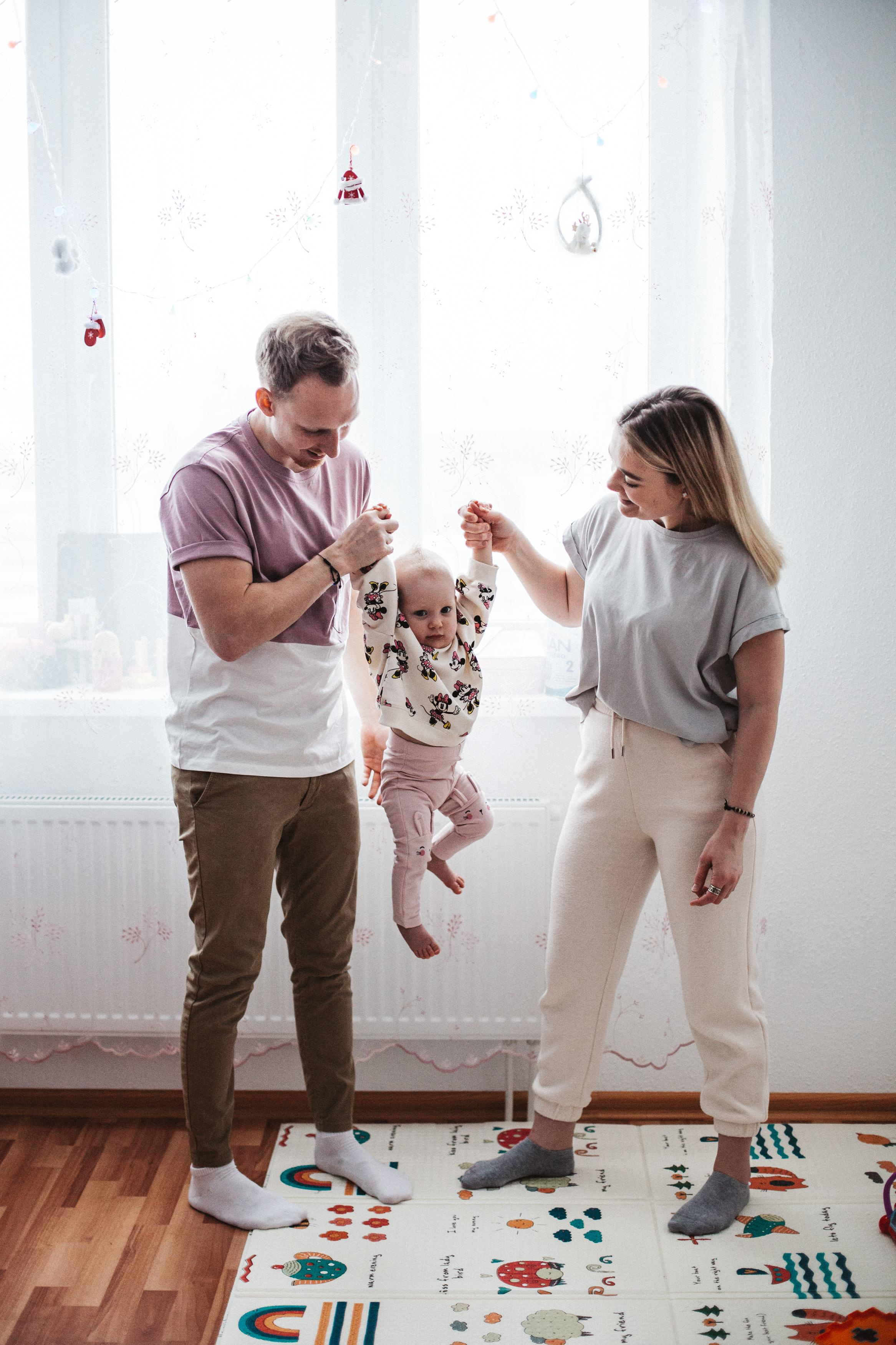 Какую одежду подобрать для домашней фотосессии. Семейный фотограф Трусова Евгения в Екатеринбурге