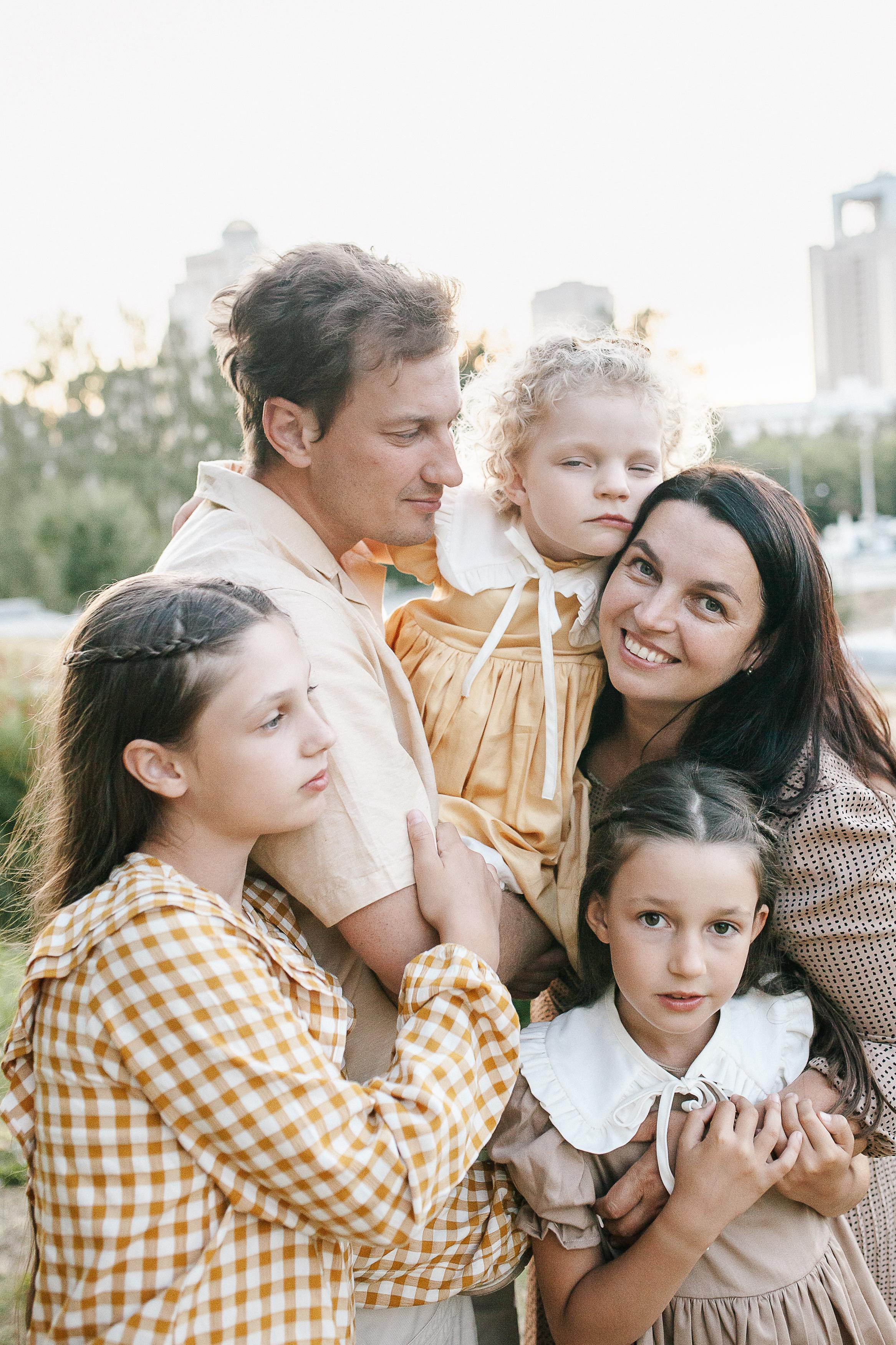 Дима, Марина, Олеся, Алёна и Милана. Семейный фотограф Трусова Евгения в Екатеринбурге