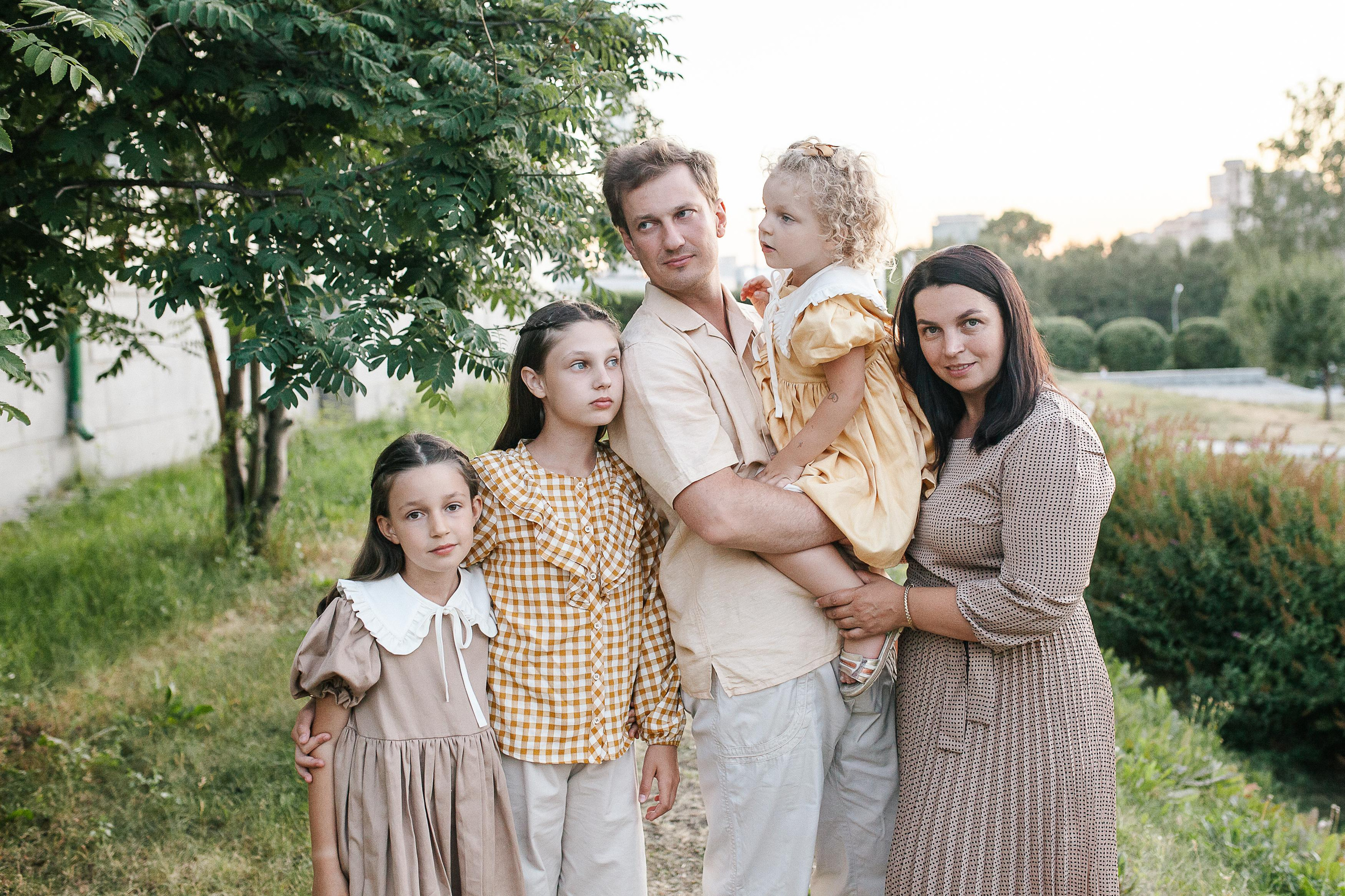 Дима, Марина, Олеся, Алёна и Милана. Семейный фотограф Трусова Евгения в Екатеринбурге