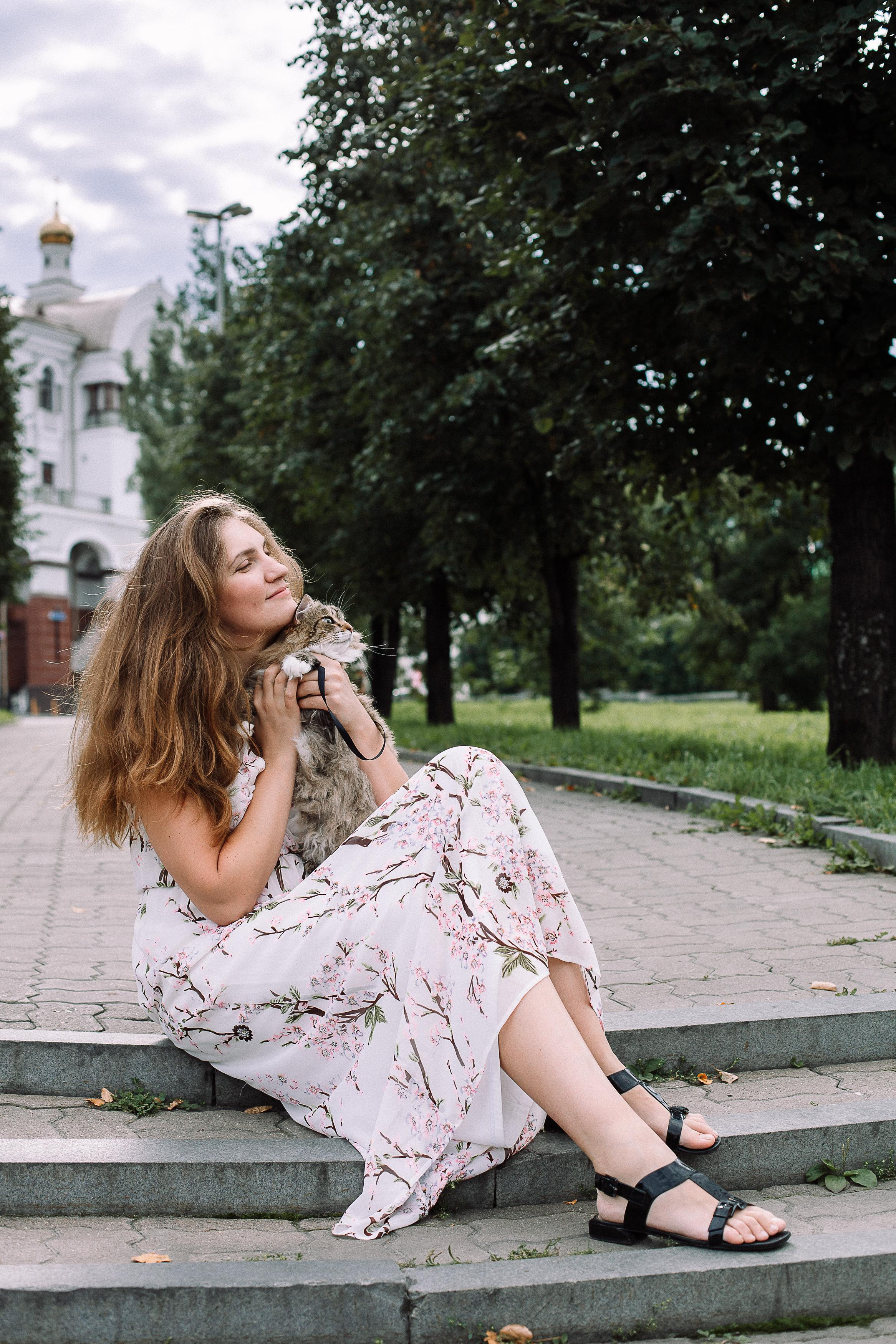 Кристина с питомцами. Семейный фотограф Трусова Евгения в Екатеринбурге