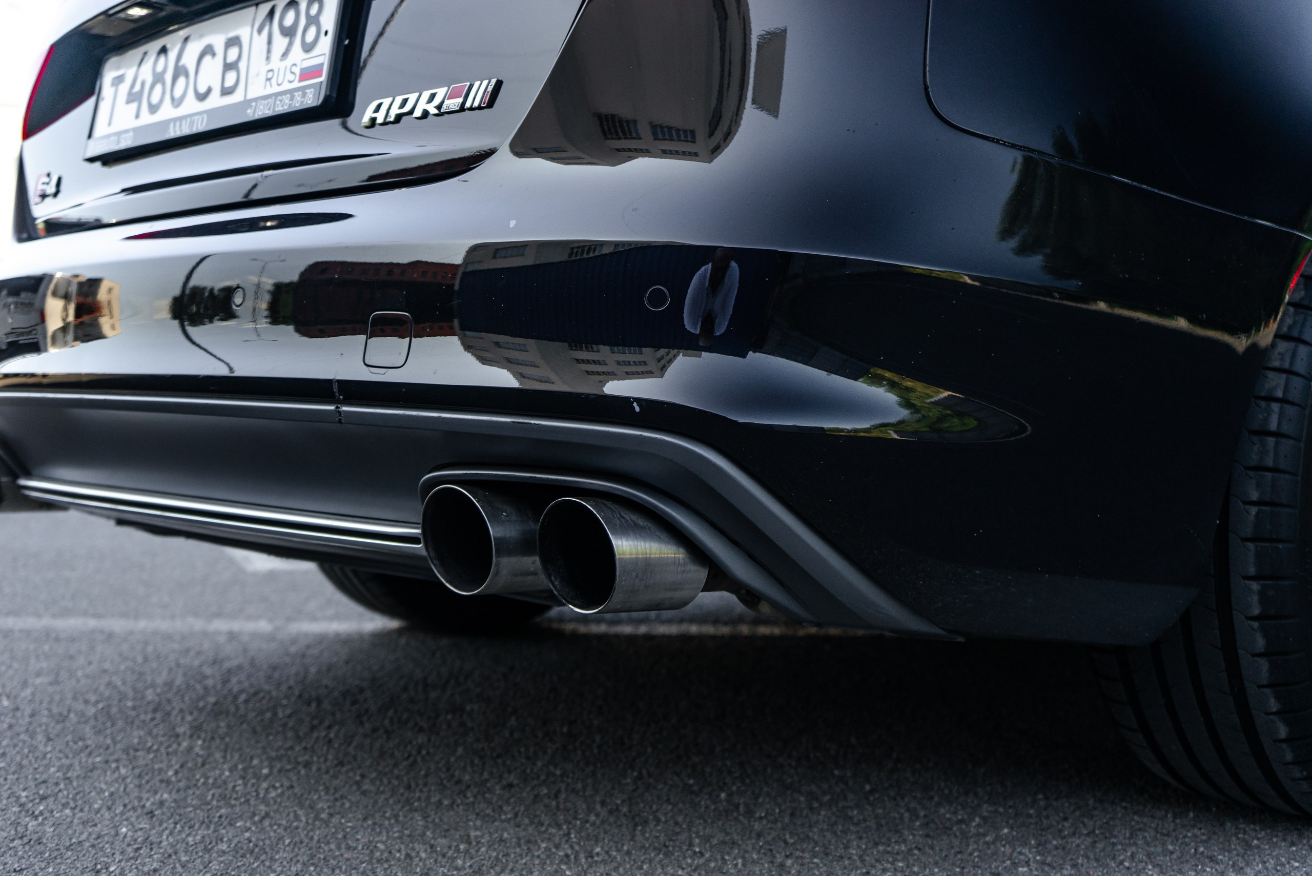 S4. Фотограф Рома М