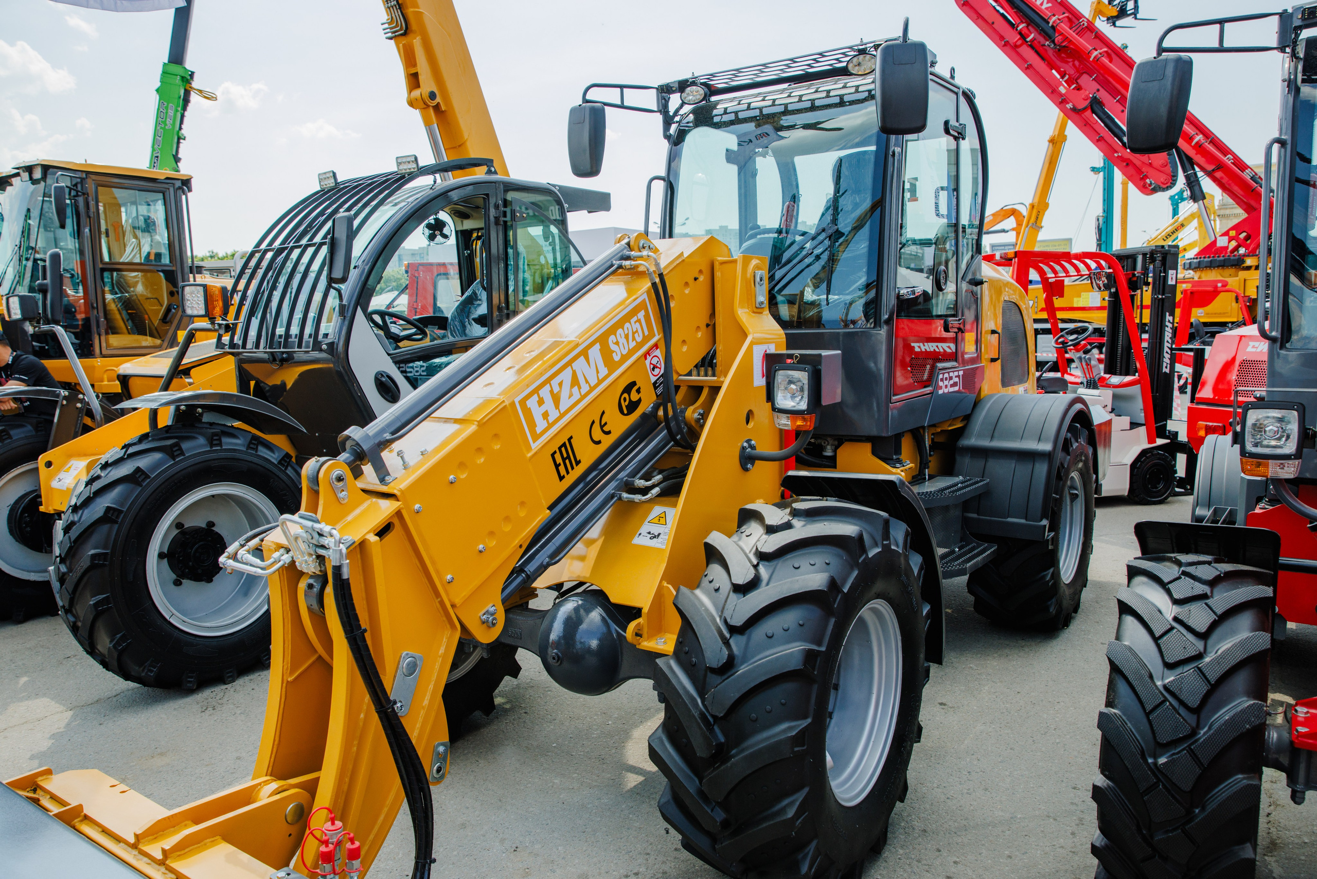 Выставка Спец. Техники. Фотограф Москва Шептаев Артём