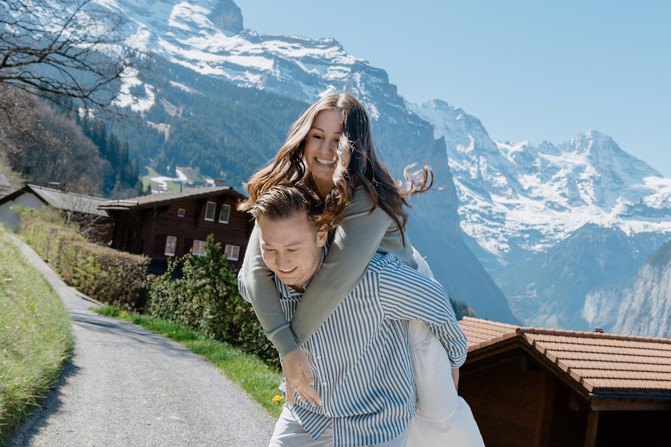 Wyatt & Abby (Wengen). Photographer in Interlaken area