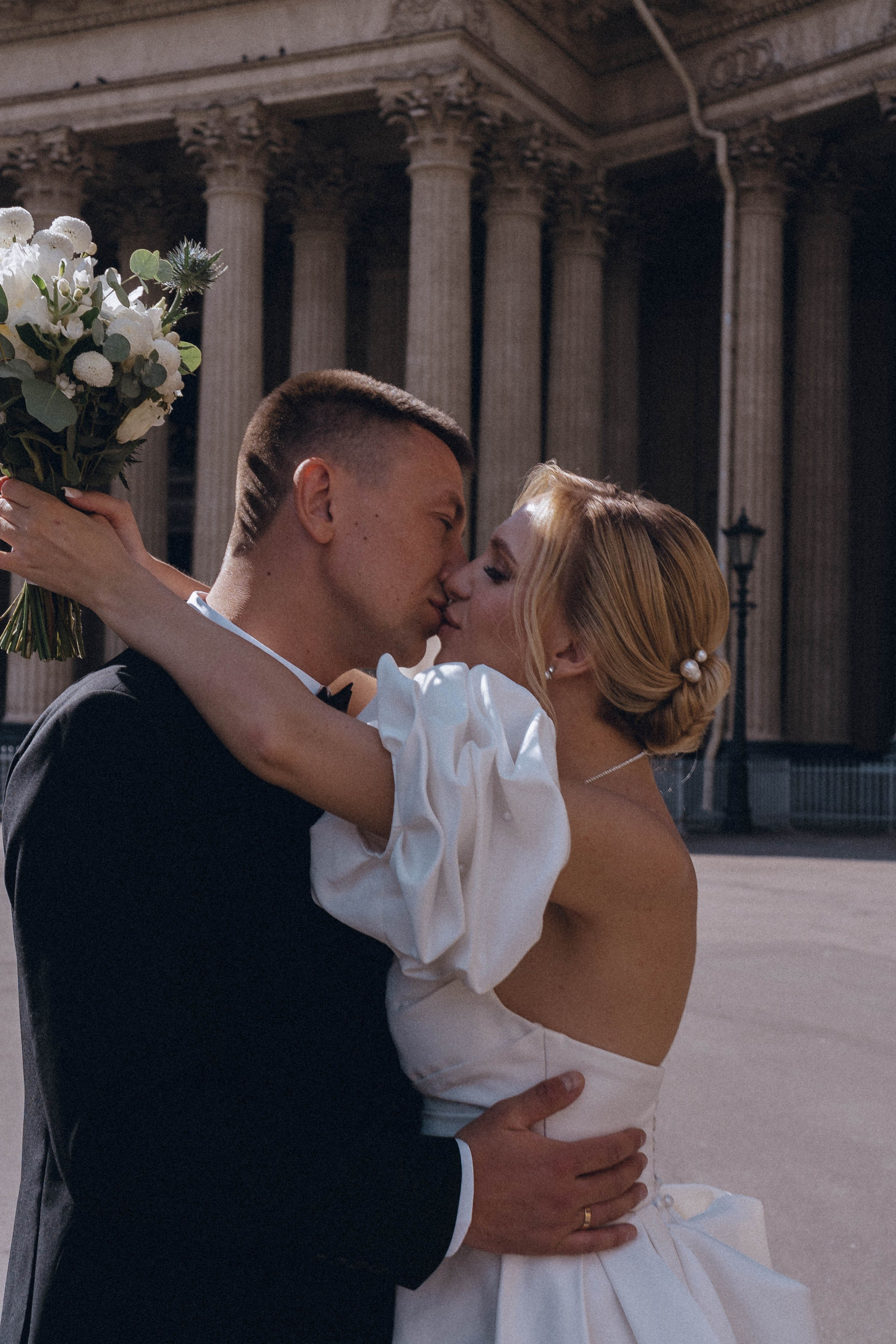 СВАДЕНБНАЯ СЬЕМКА НА КАТЕРЕ ПО КАНАЛАМ САНКТ-ПЕТЕРБУРГА И В АКВАТОРИИ НЕВЫ. Профессиональный фотограф, Санкт-Петербург — Виктория Богомолова