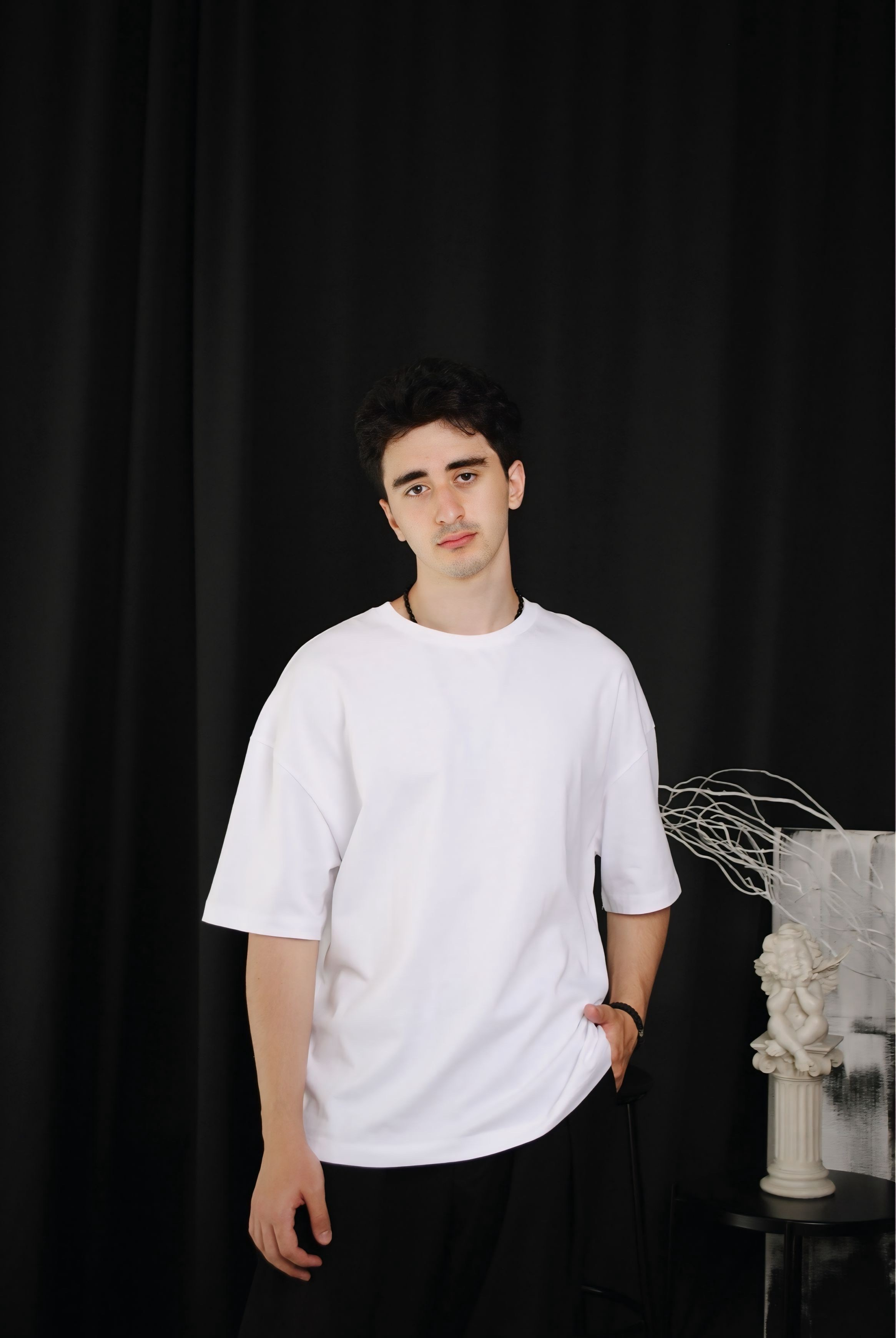 Ион. Фотограф Мария Мусаелян