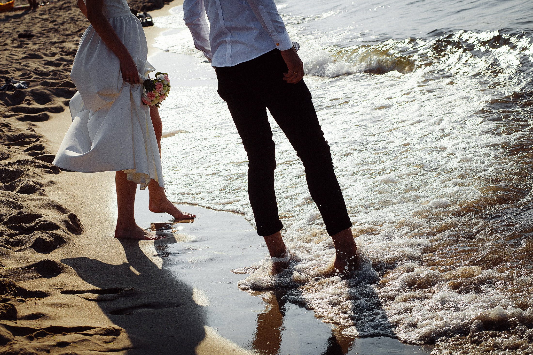 Свадебная фотосессия у моря. Фотосъемка и видеосъемка в Калининграде Liveemotion.pro