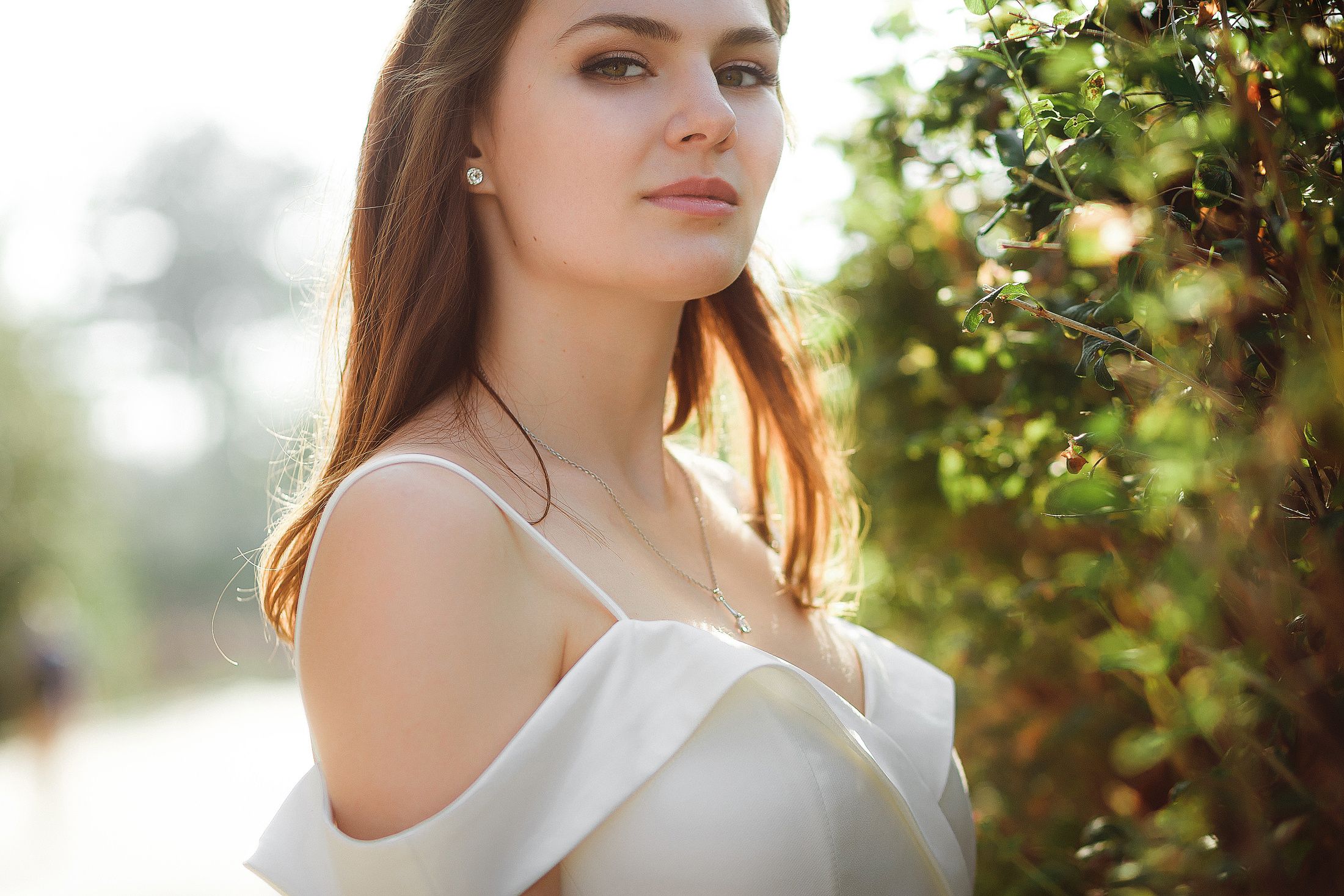 Портрет прекрасной невесты на закате