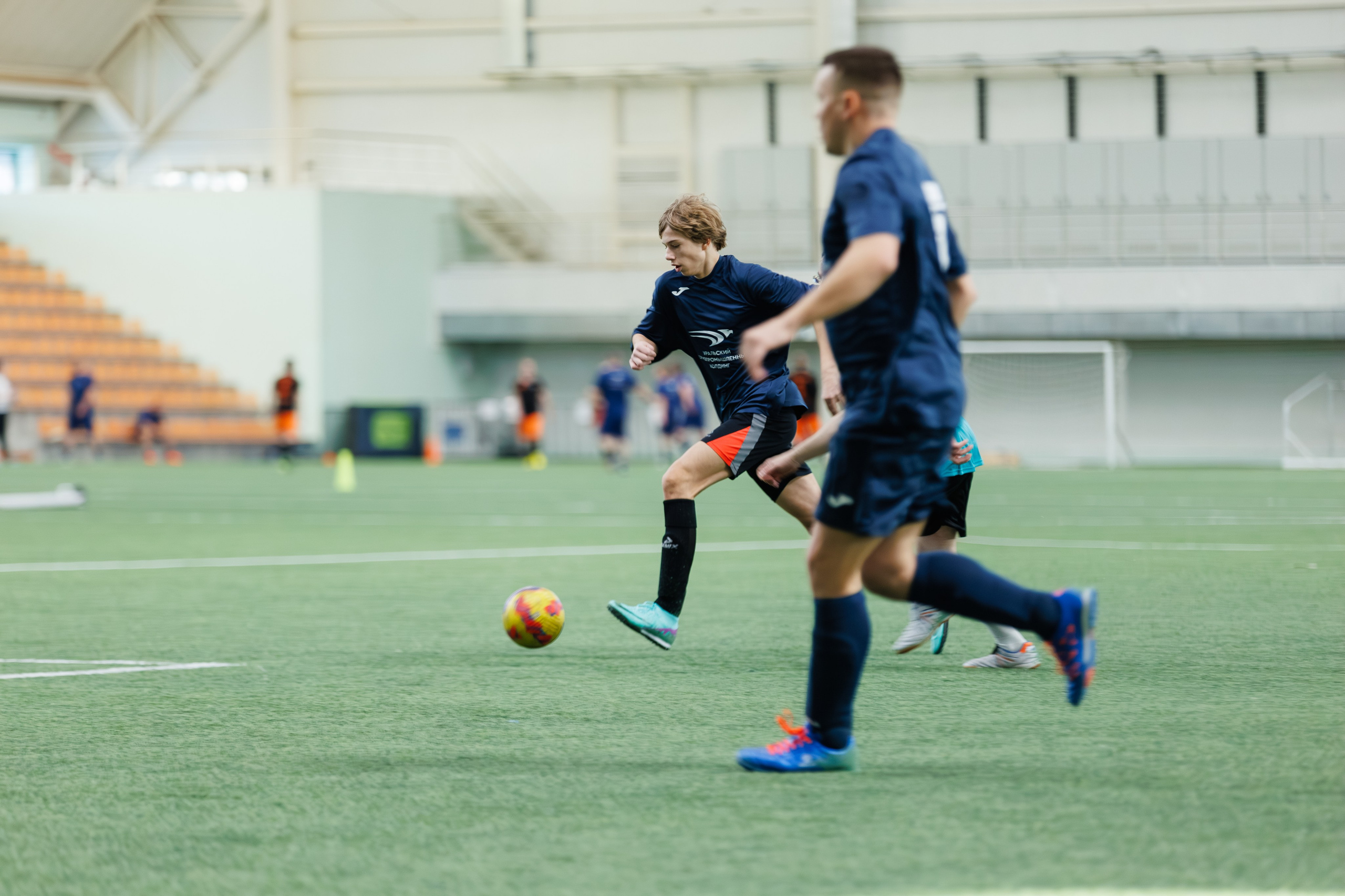 Фотограф на корпоративный футбольный турнир. Контент для бизнеса в Екатеринбурге Полдень Медиа