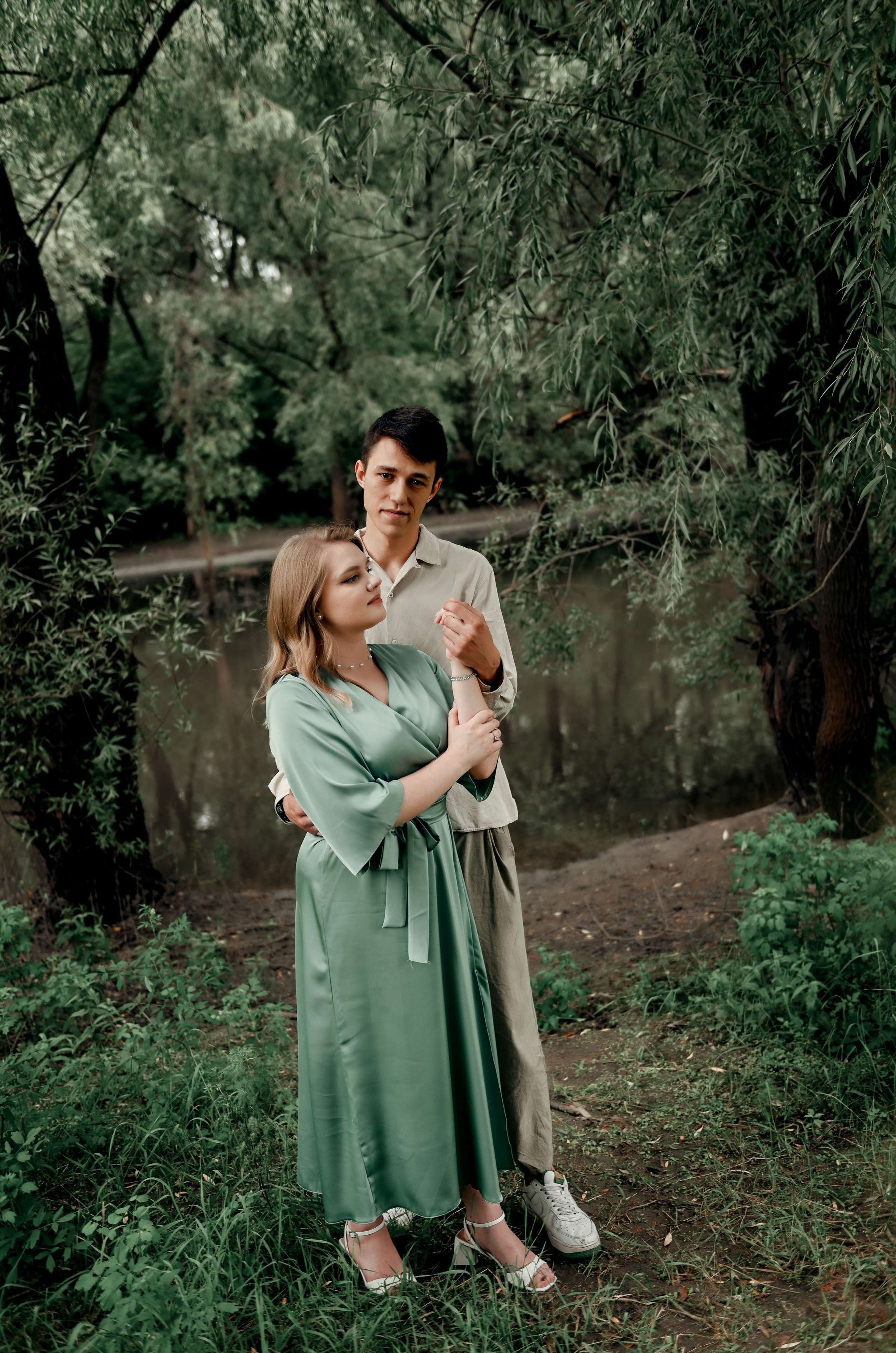 Love story прогулка вместе с песиком))). Свадебный, семейный, детский, контент фотограф в Омске Максим Ильин