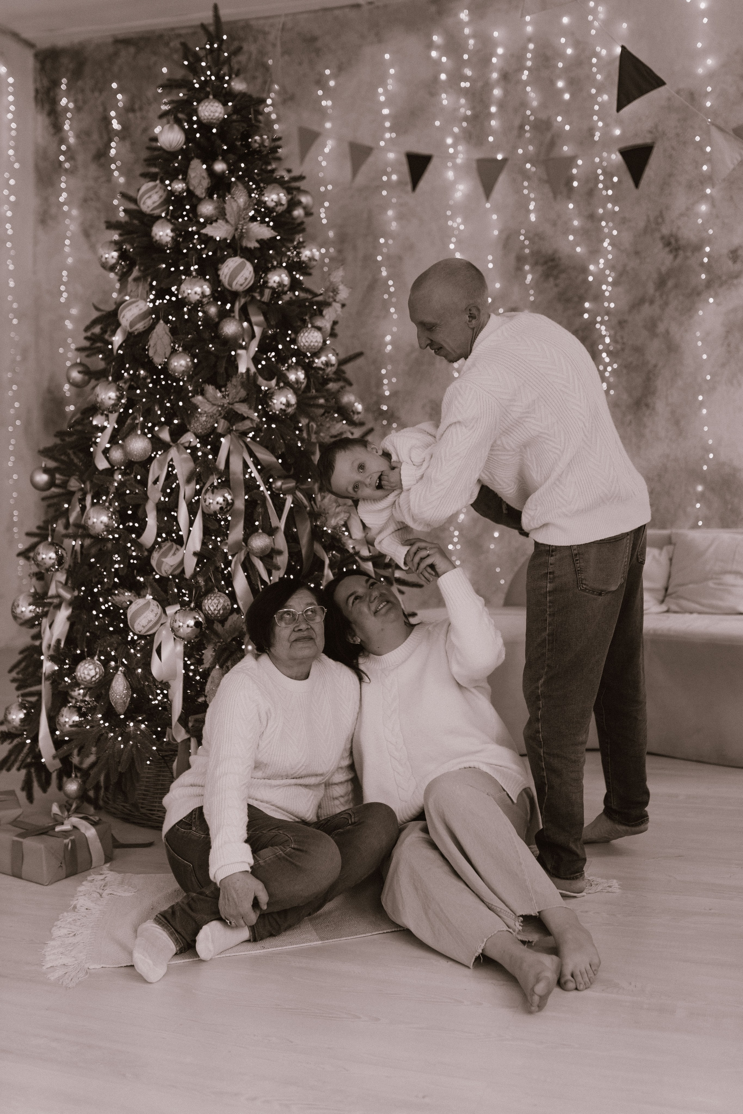 Семейная фотосессия. Встречаем новый год 2026. Фотограф в Ставрополе Svetlana Matveeva