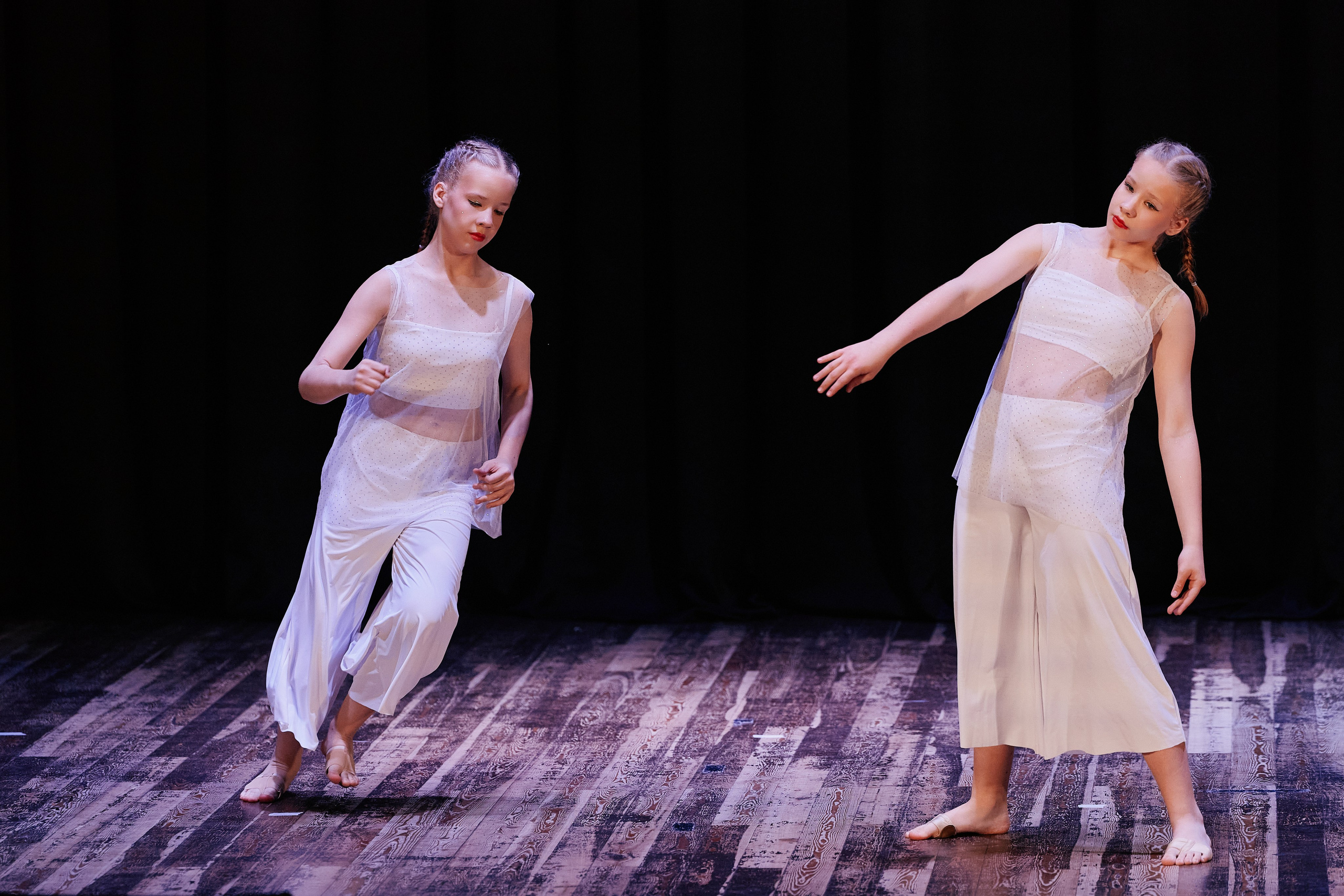 Концерт танцевальной студии Фиеста 08.06. Свадебный репортажный фотограф краснодар максим дремов дрёмов фотосессия студия цена