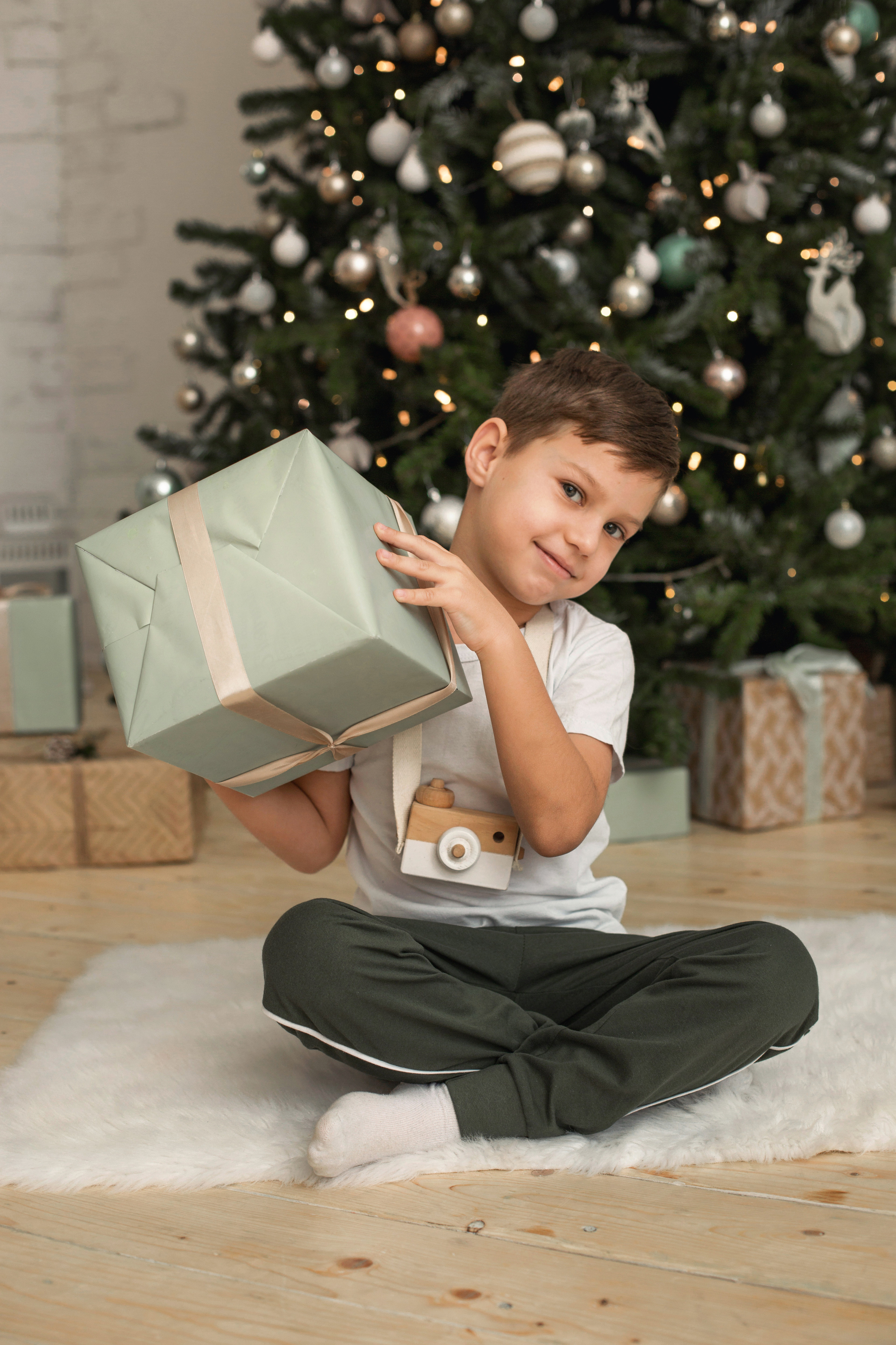 Саша, Илья и Захар. Главная