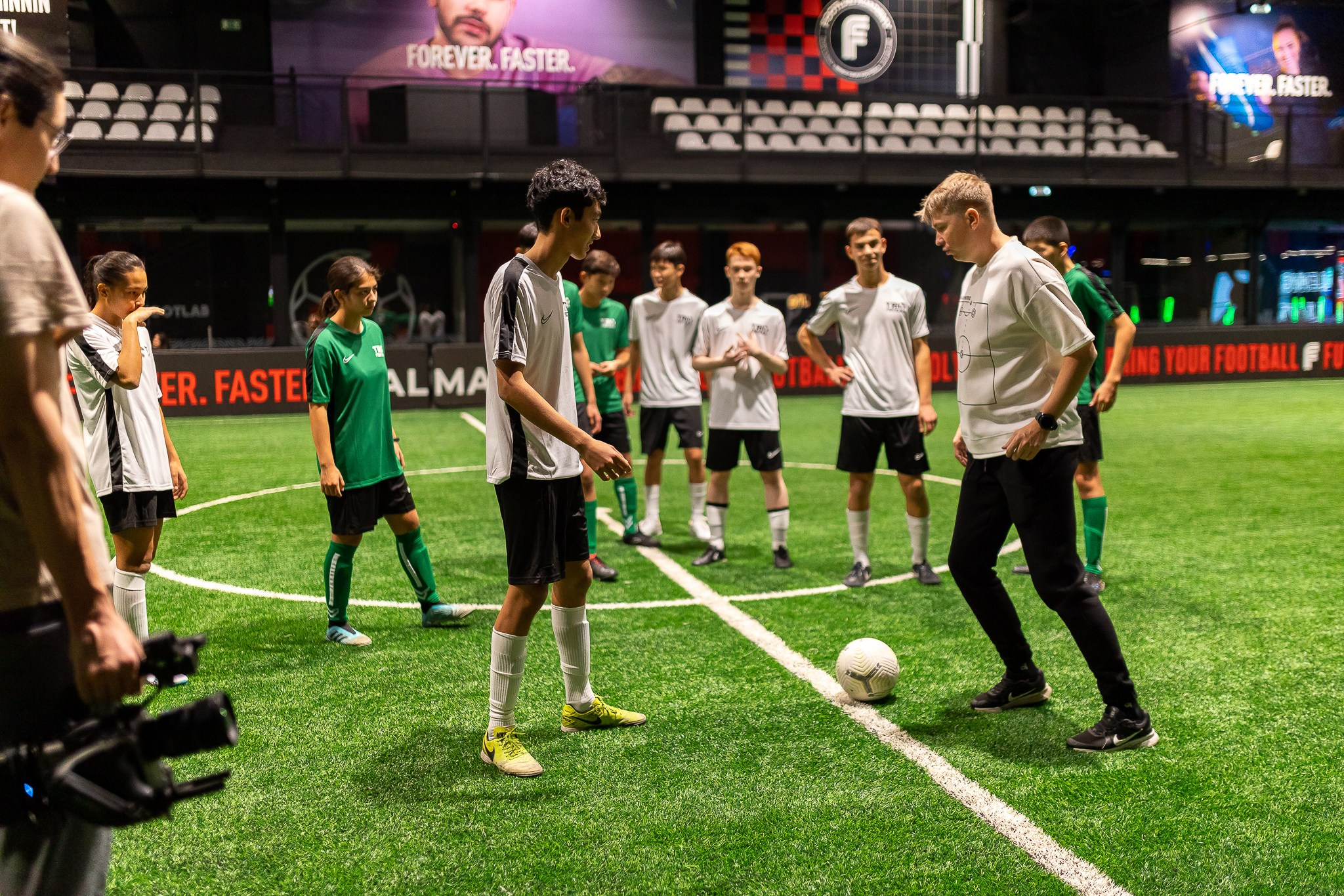 MIKHAIL VASSILYEV — Свадебный и Репортажный фотограф в Алматы