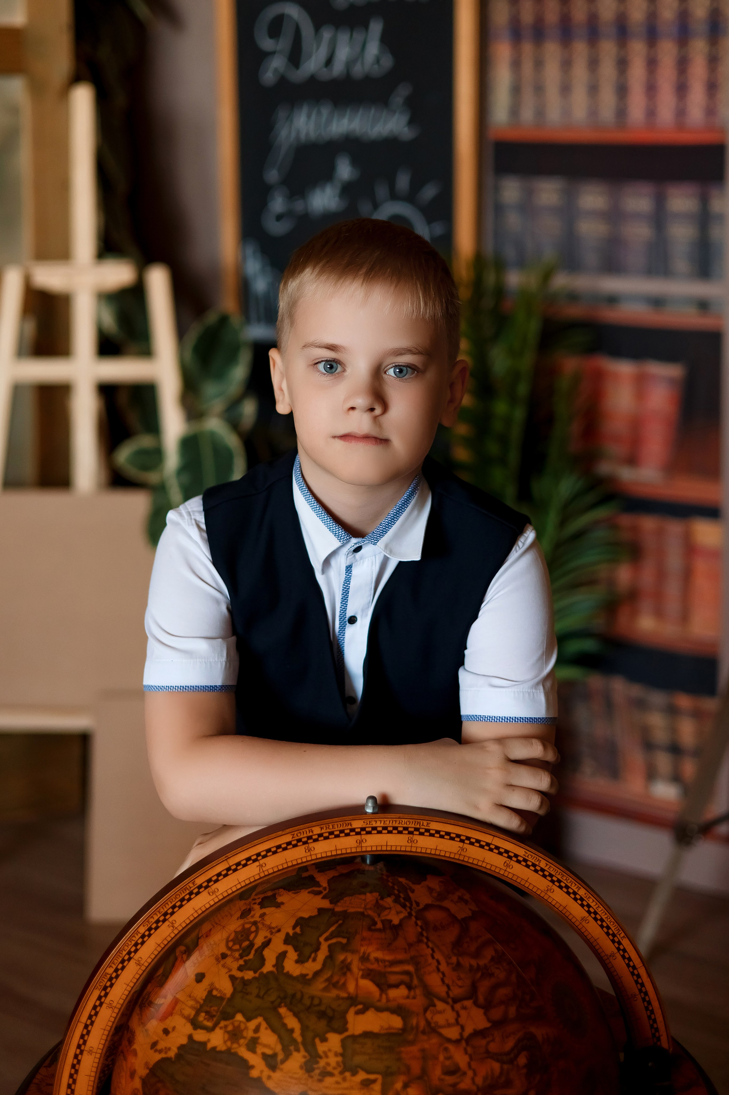 4 класс фотосессия в фотостудии. Фотограф Любовь Корниенко, Примоский край