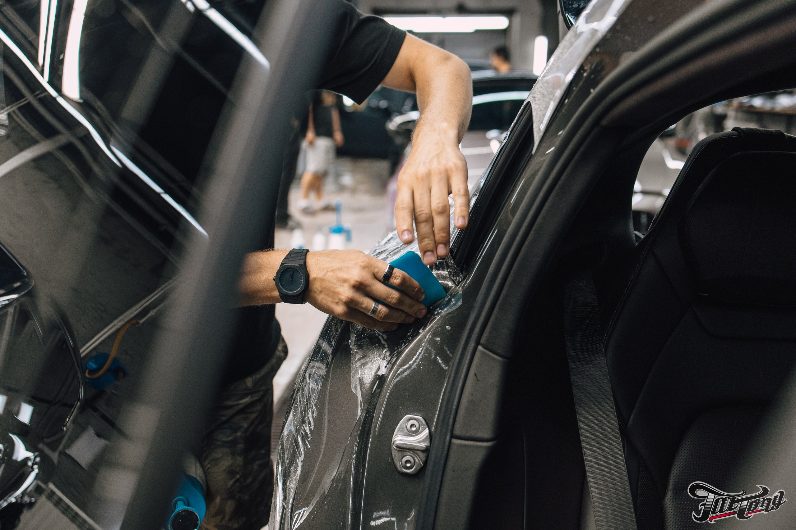 Porsche Panamera GTS оклейка глянецевый полиуретан. DeLorein