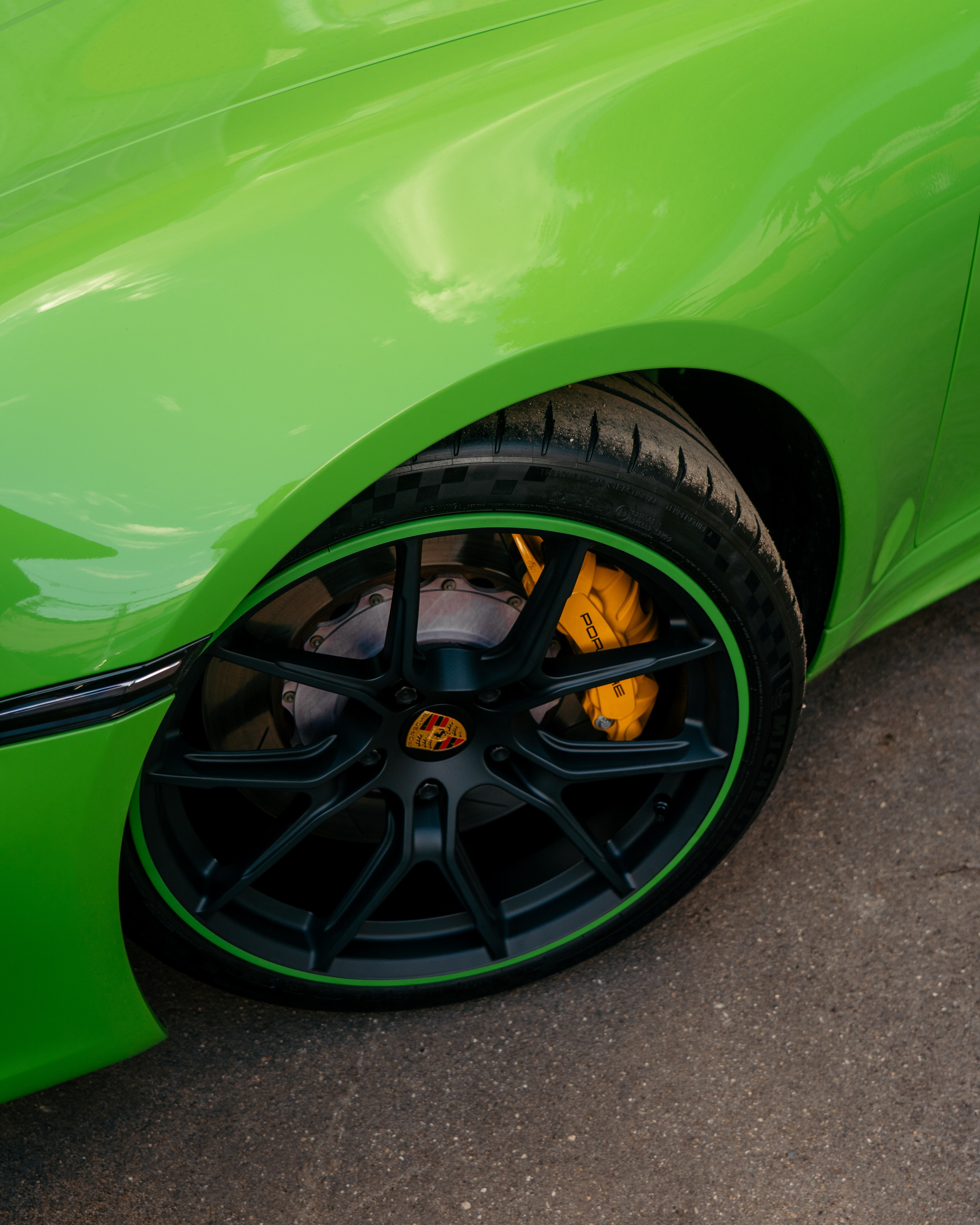 Porsche 911 замена дисков после перегрева и замена колодок. DeLorein