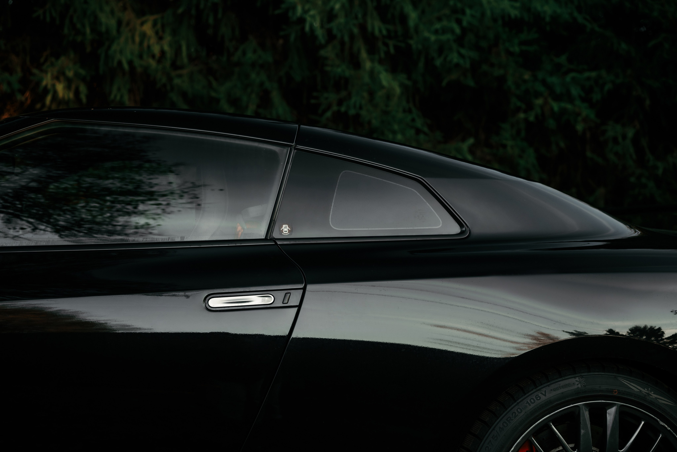 Nissan GT-R35 autumn vibe. DeLorein