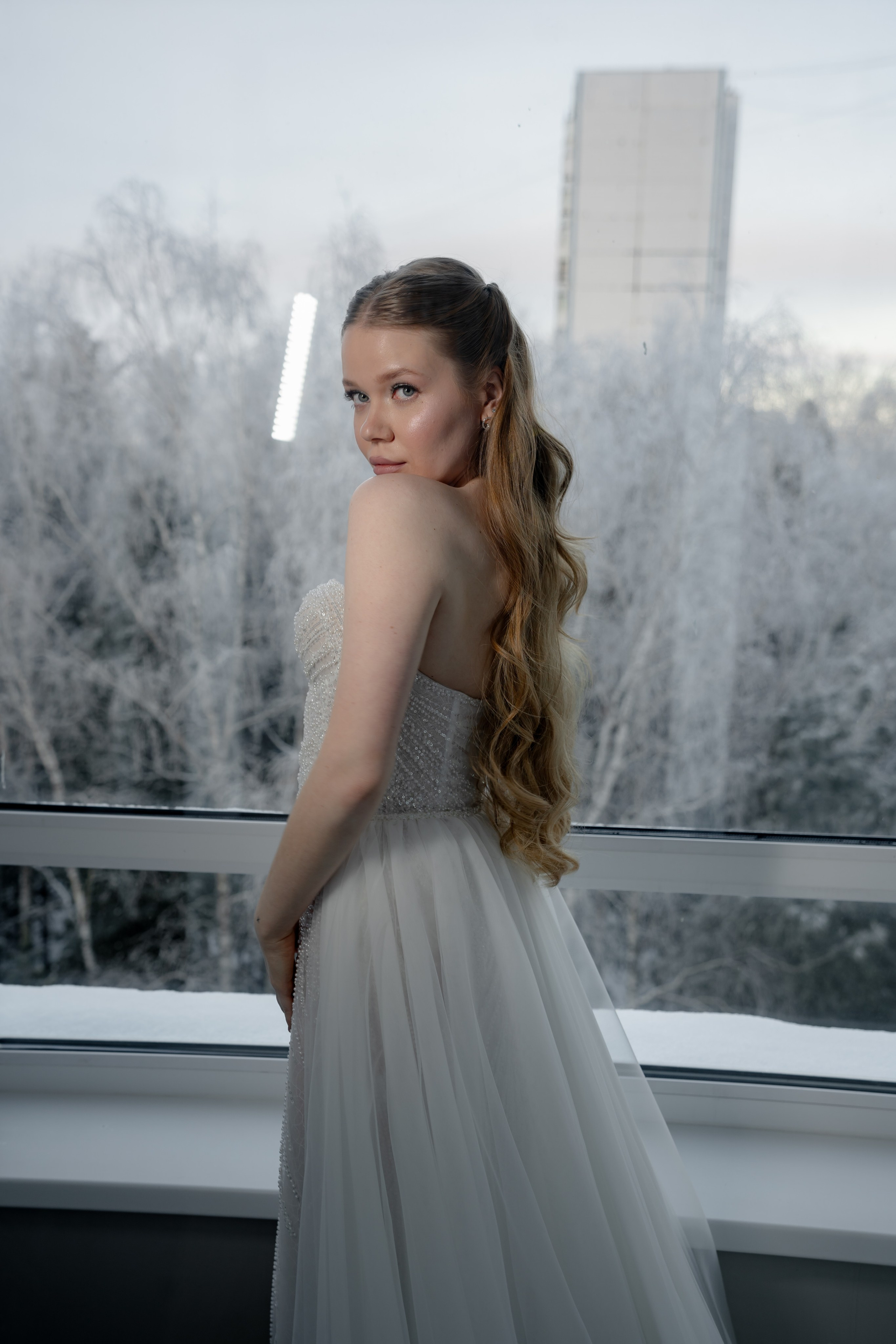 СВАДЕБНАЯ СЬЕМКА СБОРОВ В ОТЕЛЕ И ВЫЕЗД НА ЦЕРЕМОНИЮ (СНЯТО В СИБИРЕ В НИЖНЕВАРТОВСКЕ)М. Профессиональный фотограф, Санкт-Петербург — Виктория Богомолова