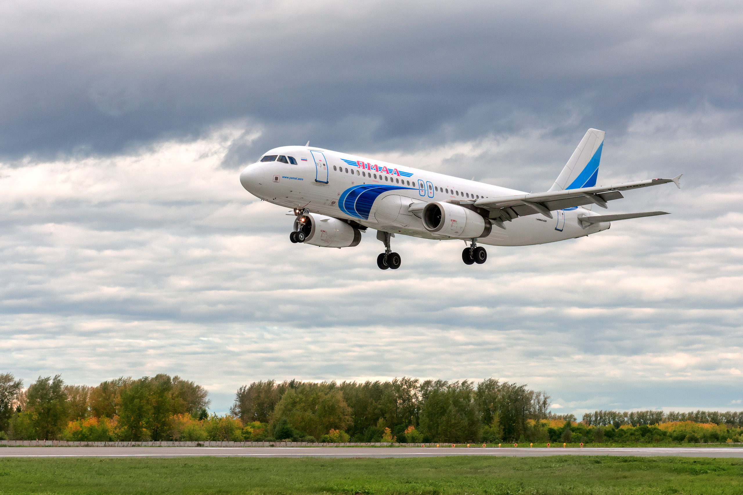 Фотографии видов из кабины самолёта, авиационной техники и лётчиков. Устремляясь ввысь… (фото от автора с ником Tom Fincher)