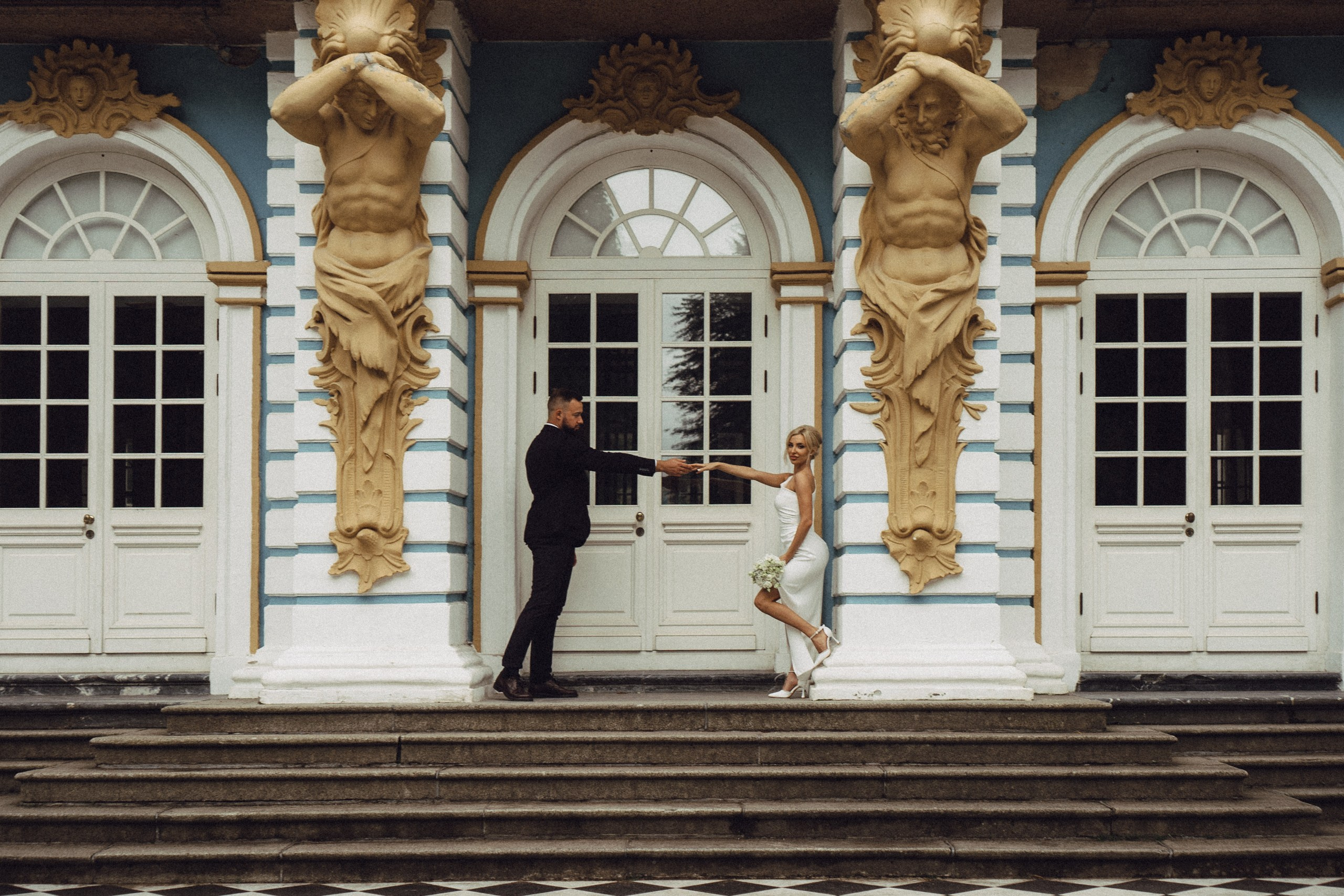 СВАДЕБНАЯ ИСТОРИЯ В ГОРОДЕ ПУШКИН ВОЗЛЕ ЕКАТЕРИНИНСКОГО ДВОРЦА И В ПАРКЕ. Профессиональный фотограф, Санкт-Петербург — Виктория Богомолова