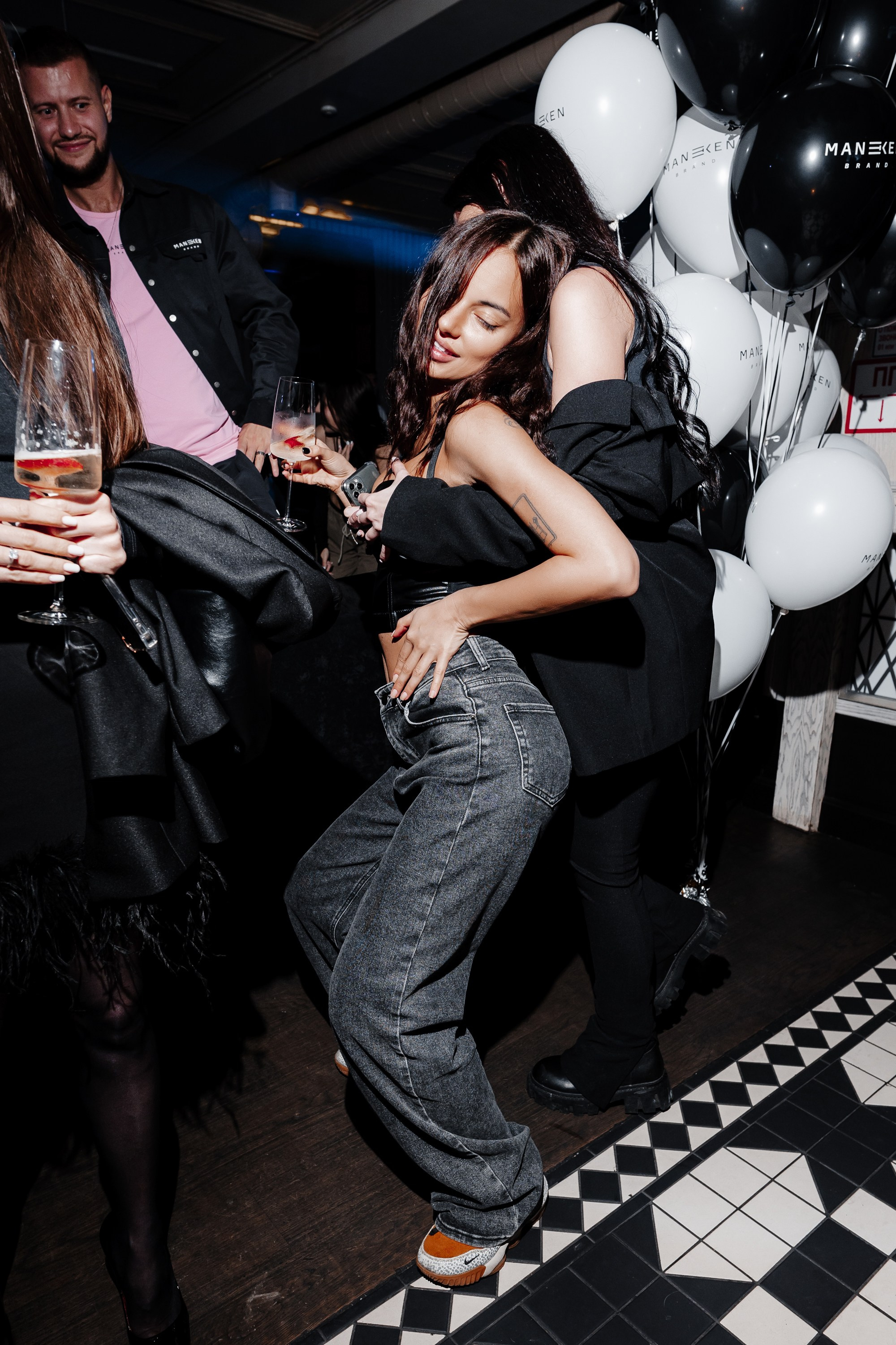 MANEKEN Night в La Villa. Главная