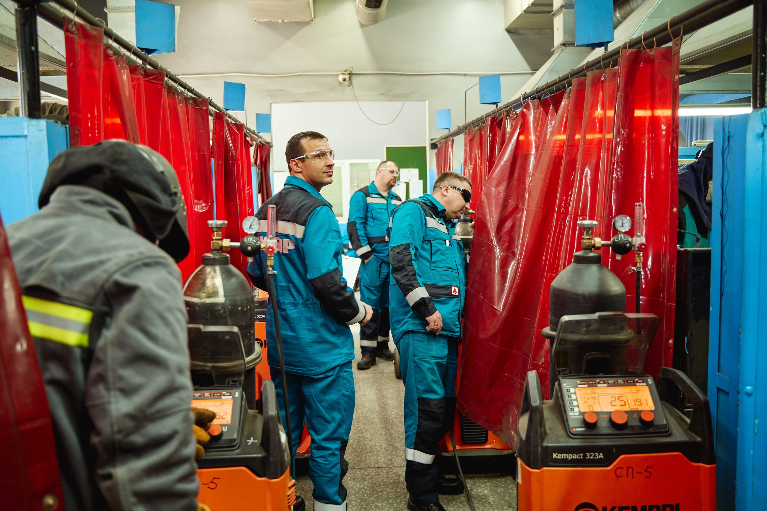 Дмитрий Страхов — репортажный фотограф Сургут. Дмитрий Страхов фотограф в Сургуте