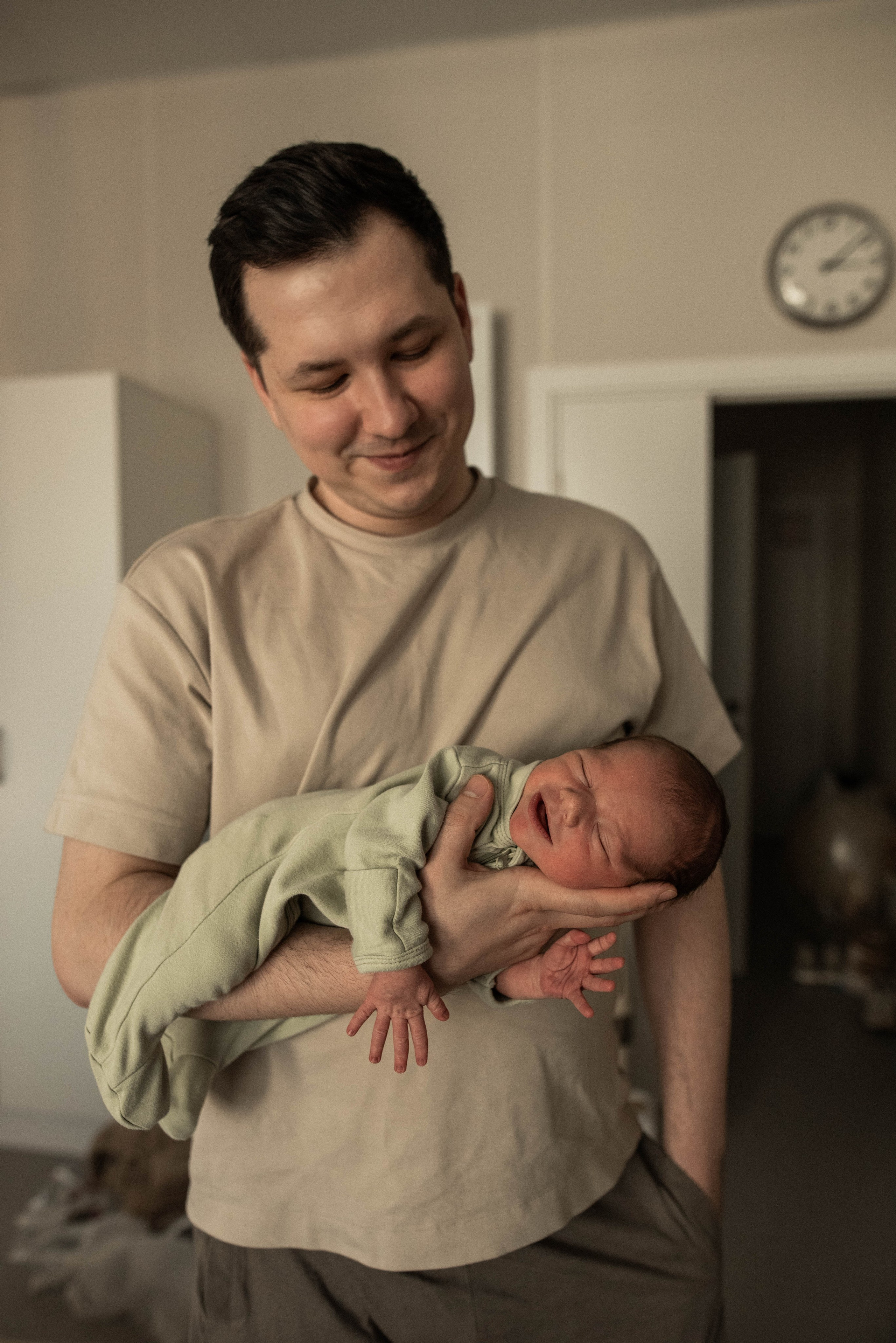 Выписка Маэля. Роддом Лахта Мать и Дитя. Фотограф на роды и семейные истории в Санкт-Петербурге Татьяна Дмитренко