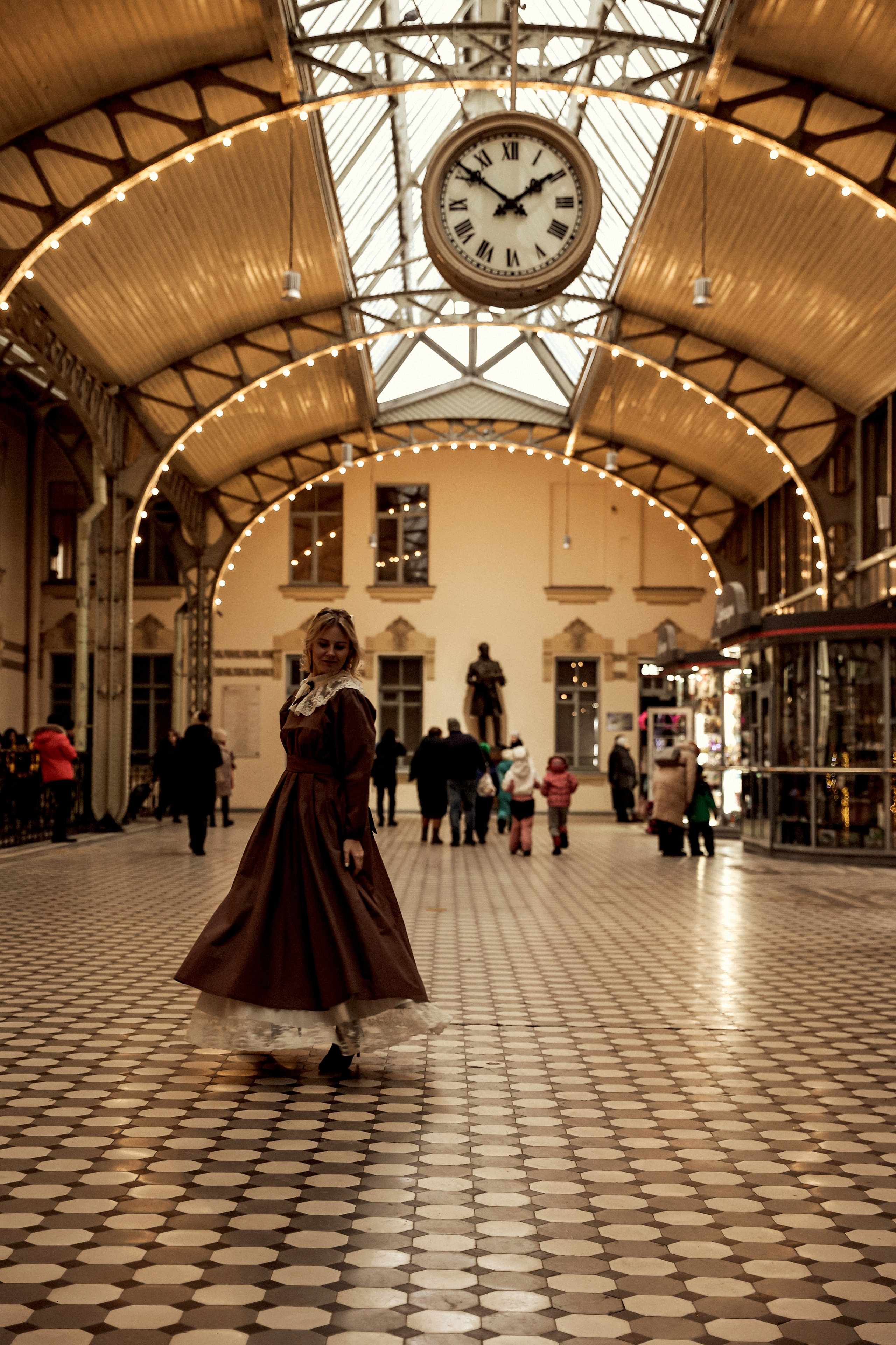 Ретро съемка на Витебском вокзале. Фотограф — Татьяна Кириллова, г. Санкт-Петербург
