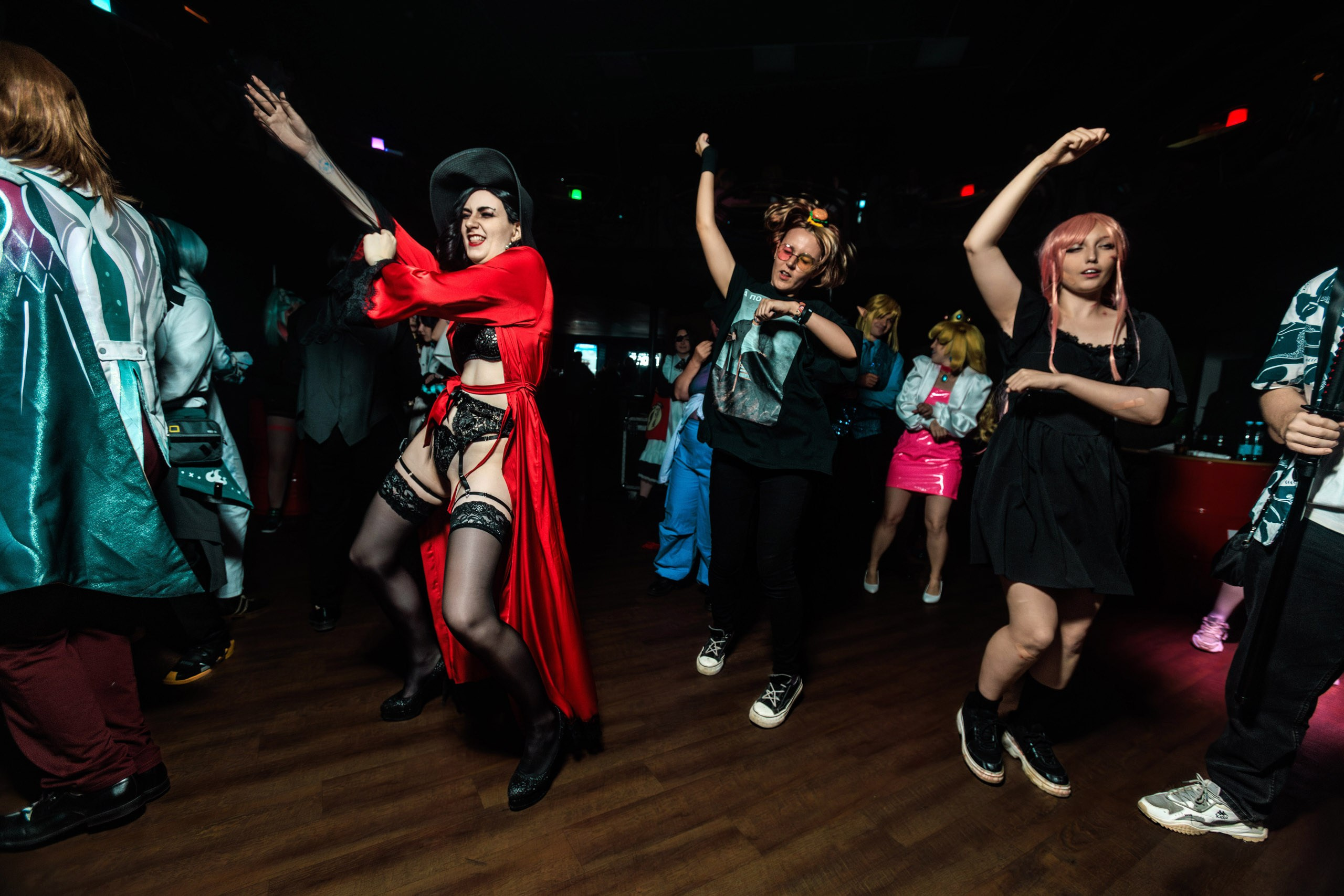 09.08.25 N.E.E.T. Репортажный фотограф Екатеринбург | Яркий, качественный репортаж | Концерты, клубы, репортаж, праздники, корпоративы