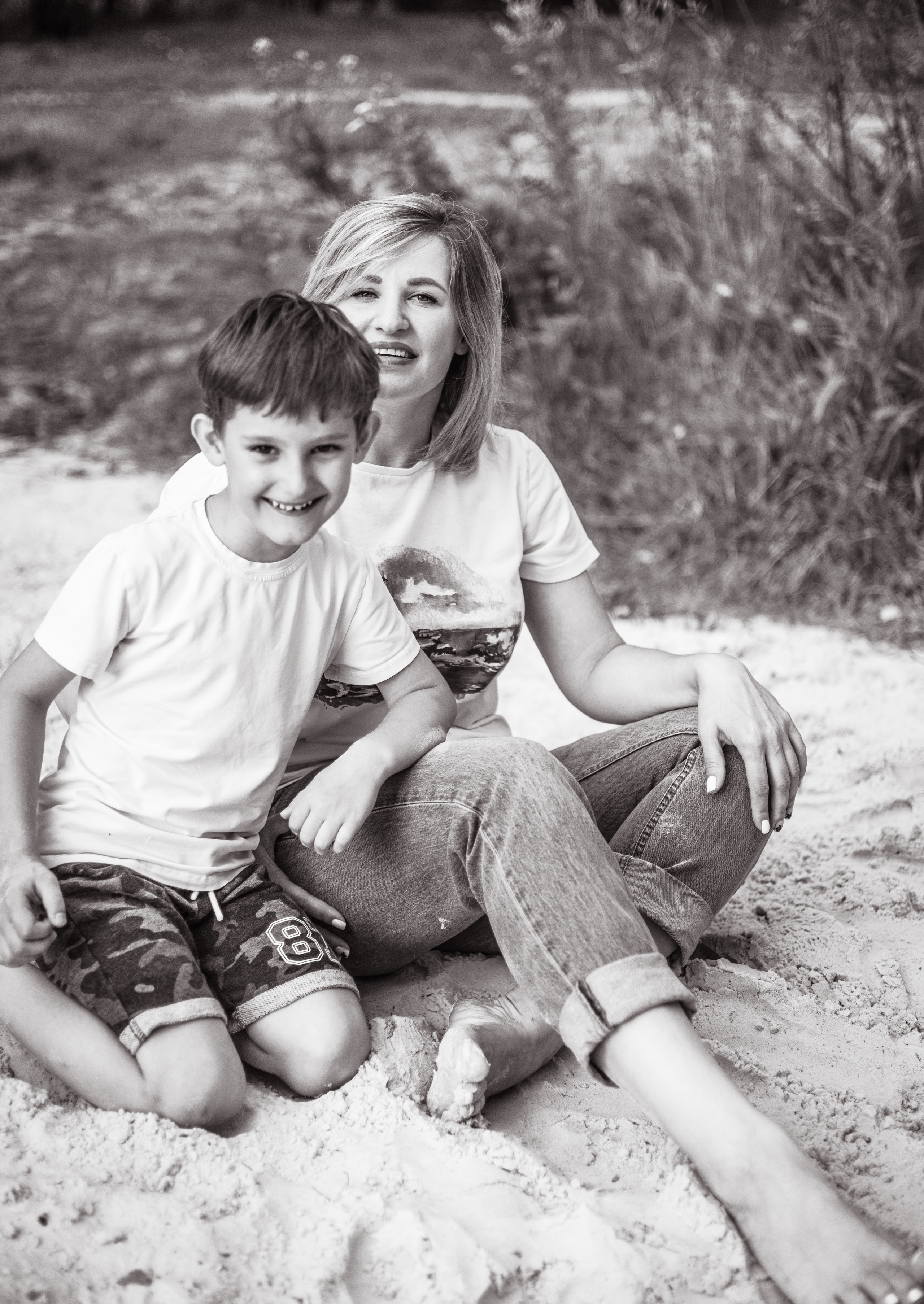 Family photo session on the sunset. Family, portrait, content photo in Costa Rica Evgeniya Besprozvannykh