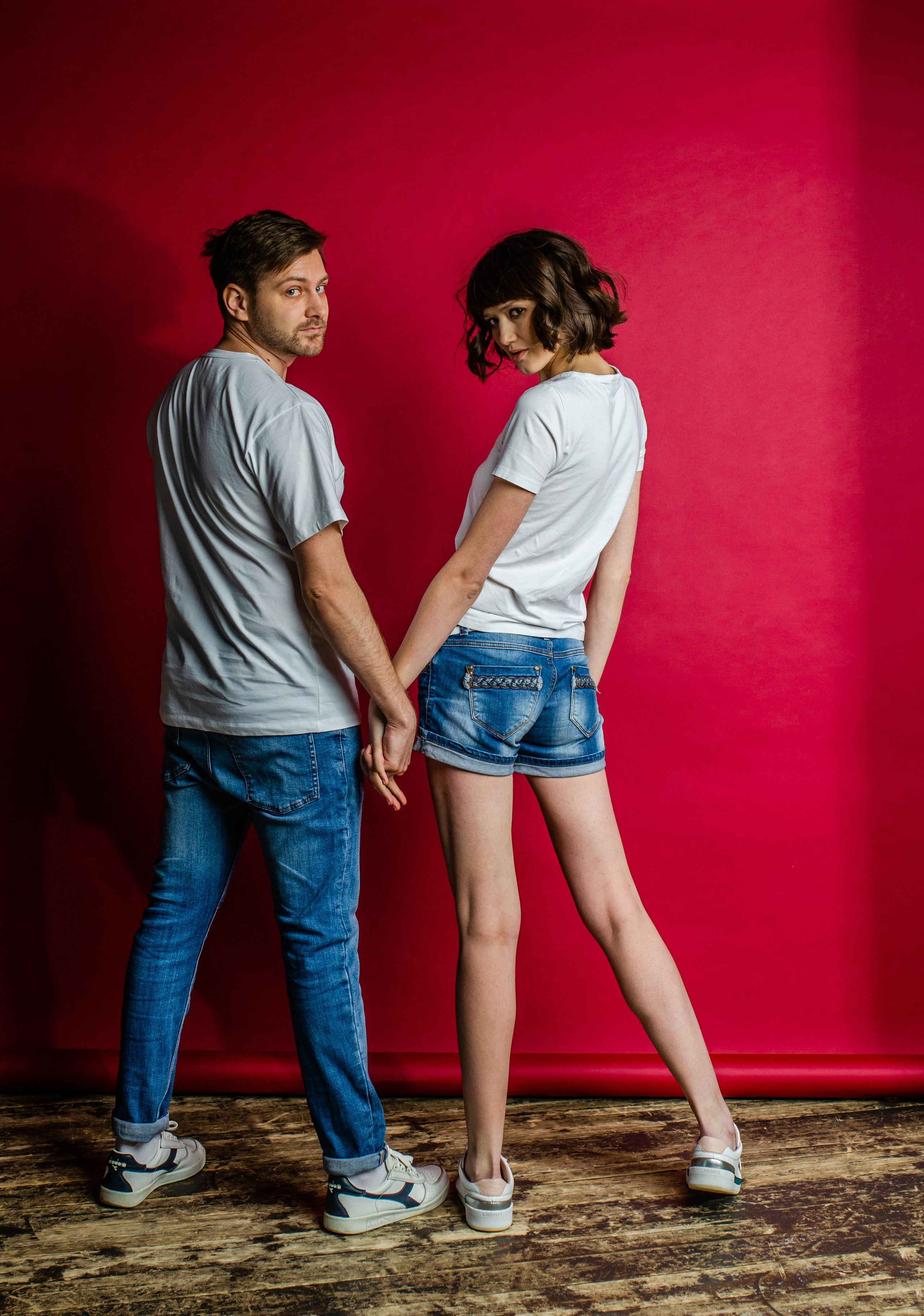 Love story about feeling Elena & Denis. Family, portrait, content photo in Costa Rica Evgeniya Besprozvannykh