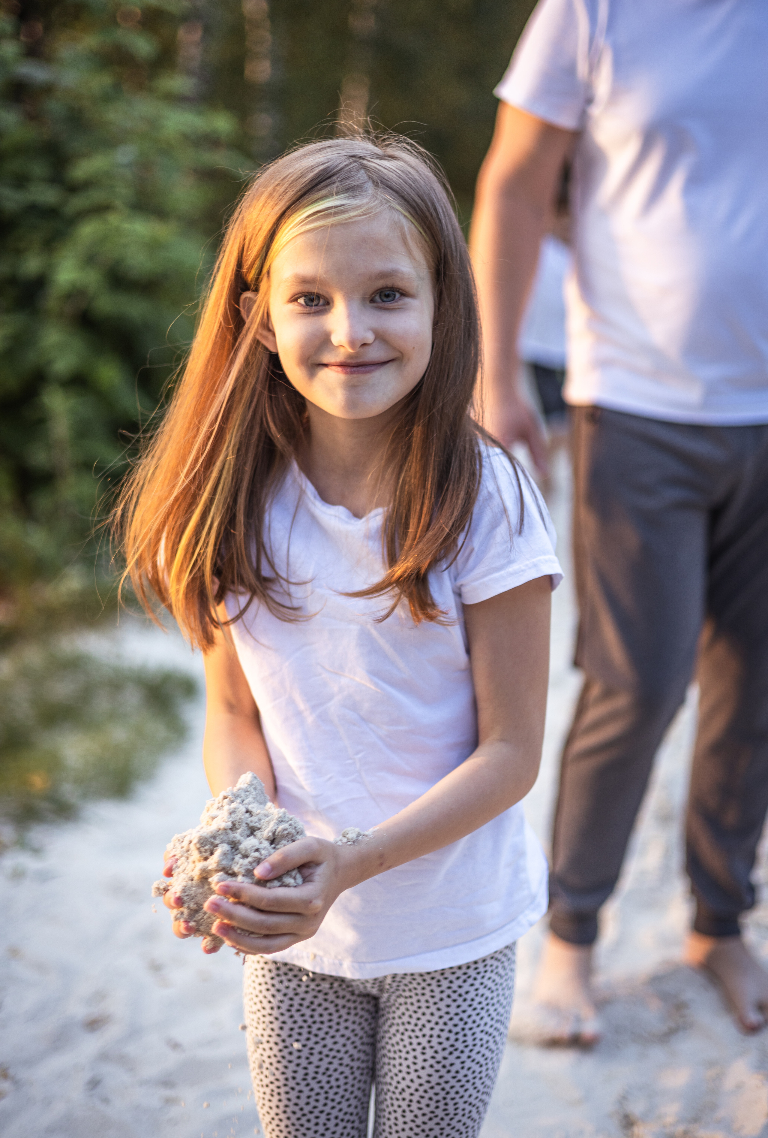 Family photo session on the sunset. Family, portrait, content photo in Costa Rica Evgeniya Besprozvannykh