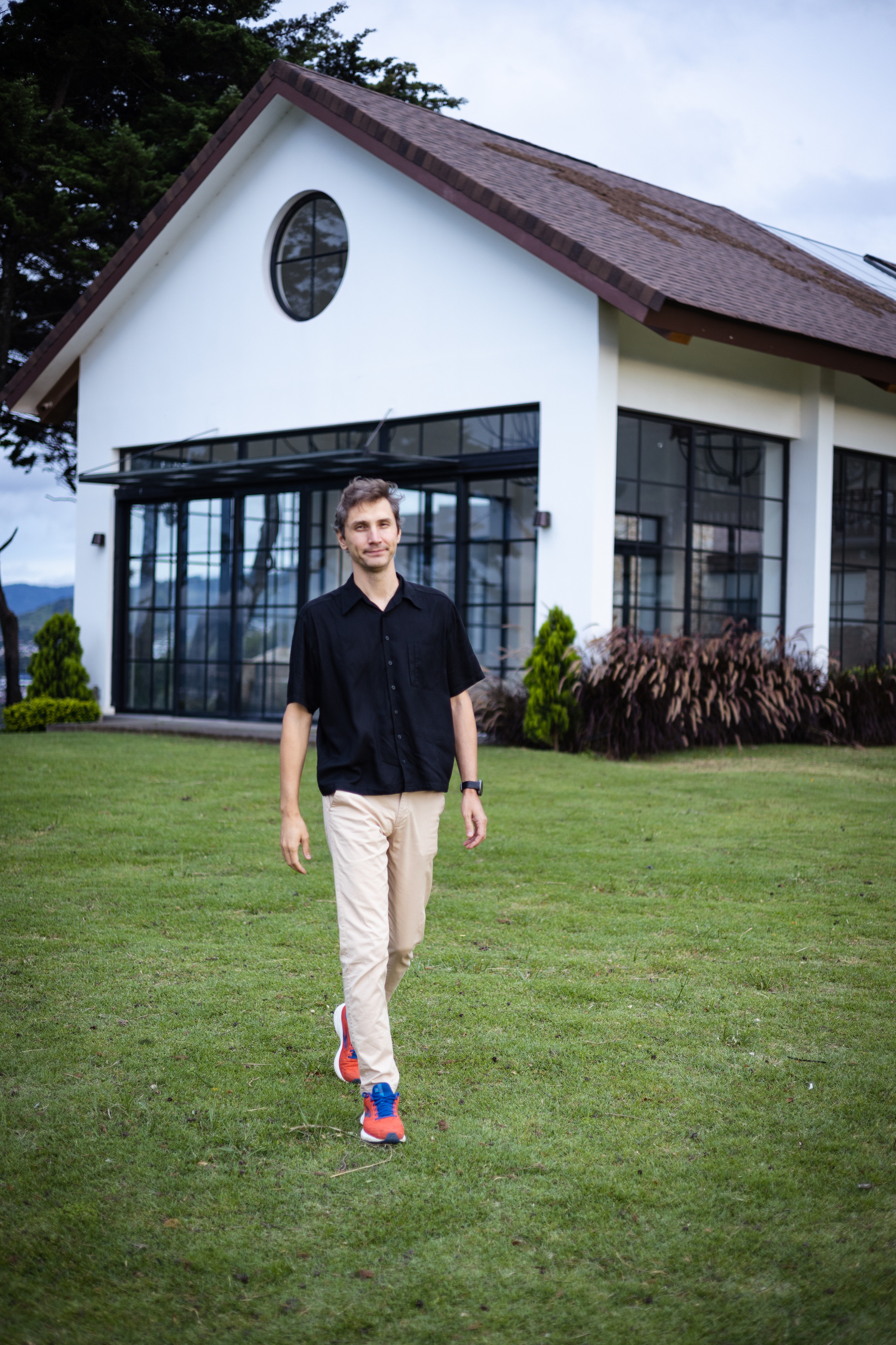 Nik and the soul nature. Family, portrait, content photo in Costa Rica Evgeniya Besprozvannykh