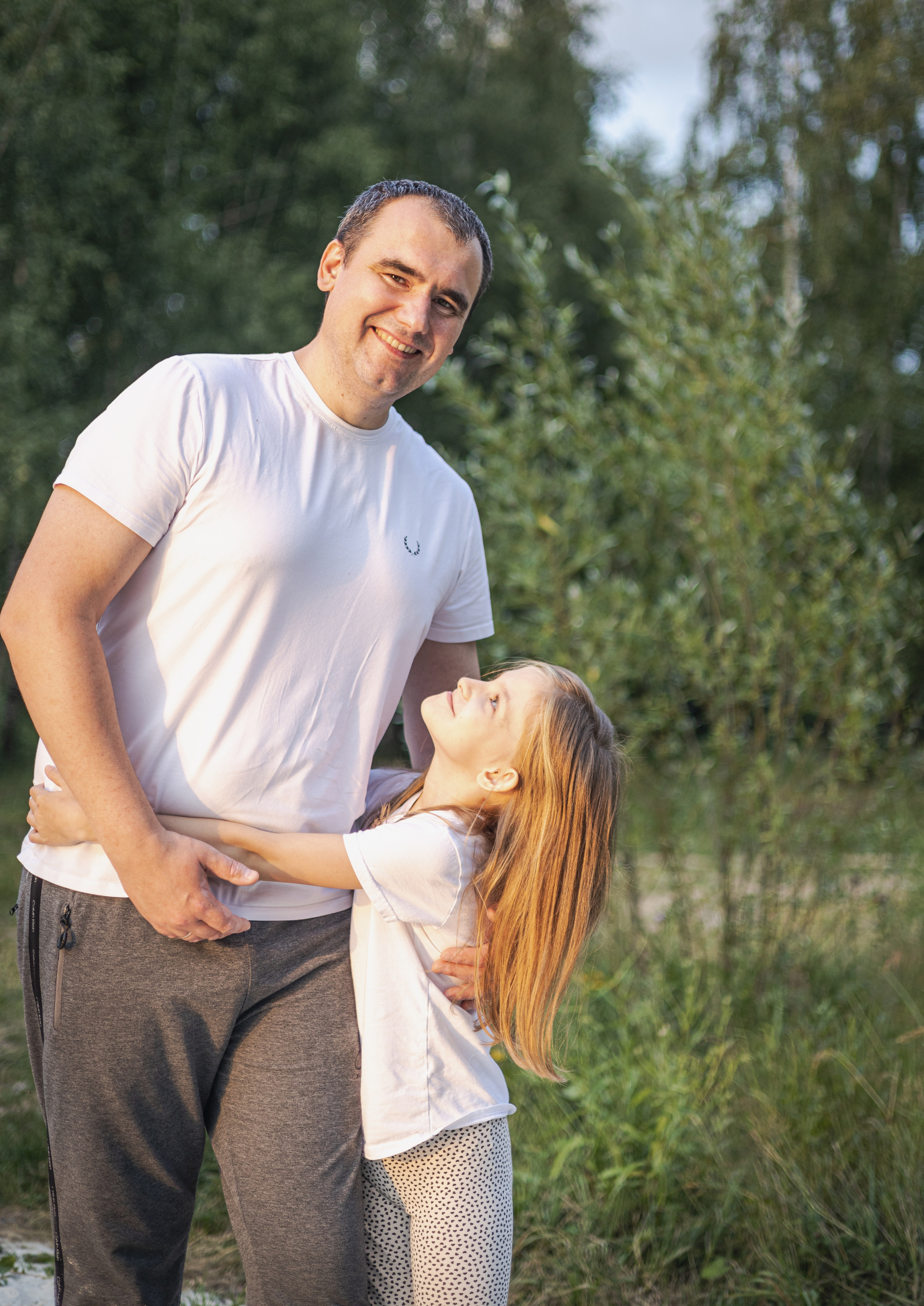 Family photo session on the sunset. Family, portrait, content photo in Costa Rica Evgeniya Besprozvannykh