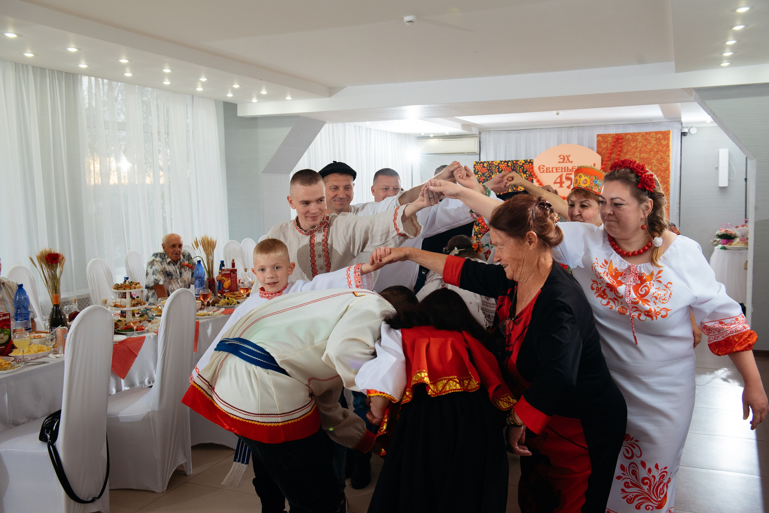 Евгеньевна 4+5 рашн стайл. Свадебный фотограф — фотограф на свадьбу в Воронеже — Свадебное фото