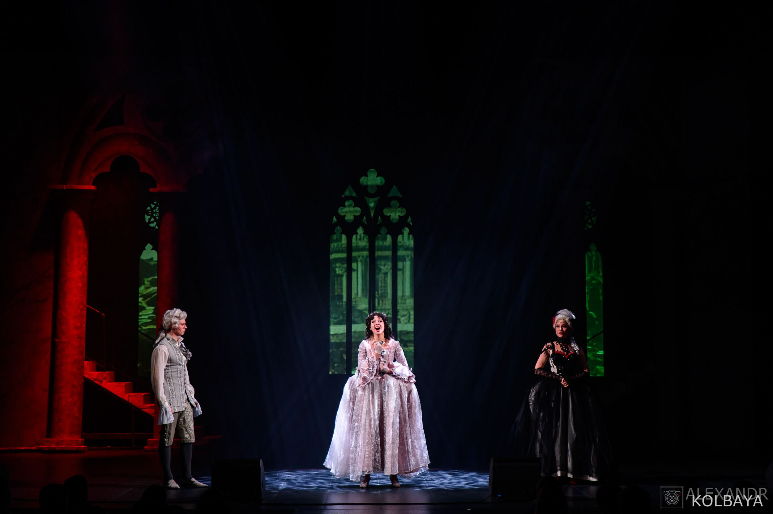 Опасные связи. Концертный и театральный репортажный фотограф в Москве Александр Колбая