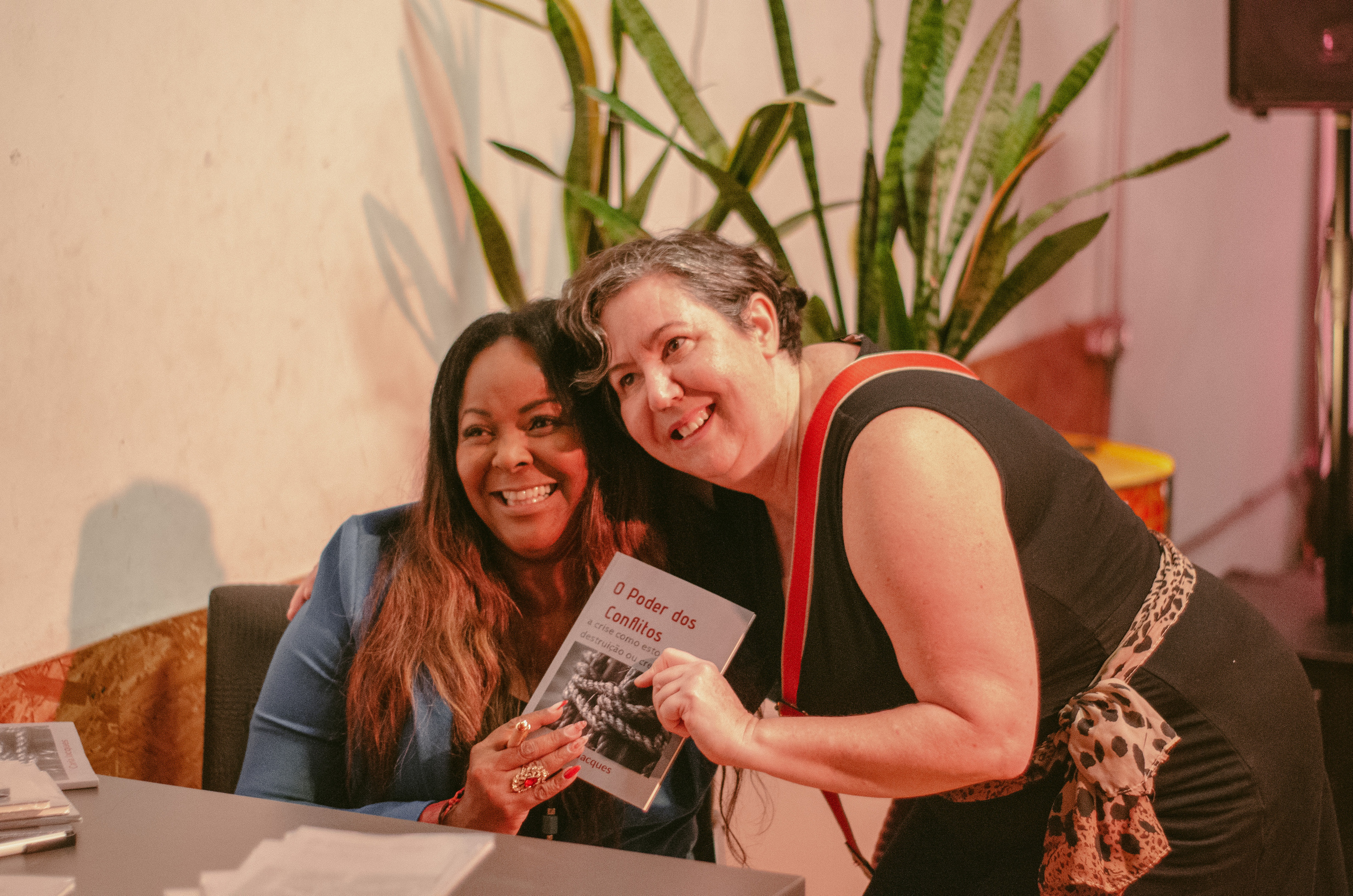 ANANDA JACQUES — lançamento do livro. Fotógrafo | Sessão de fotos