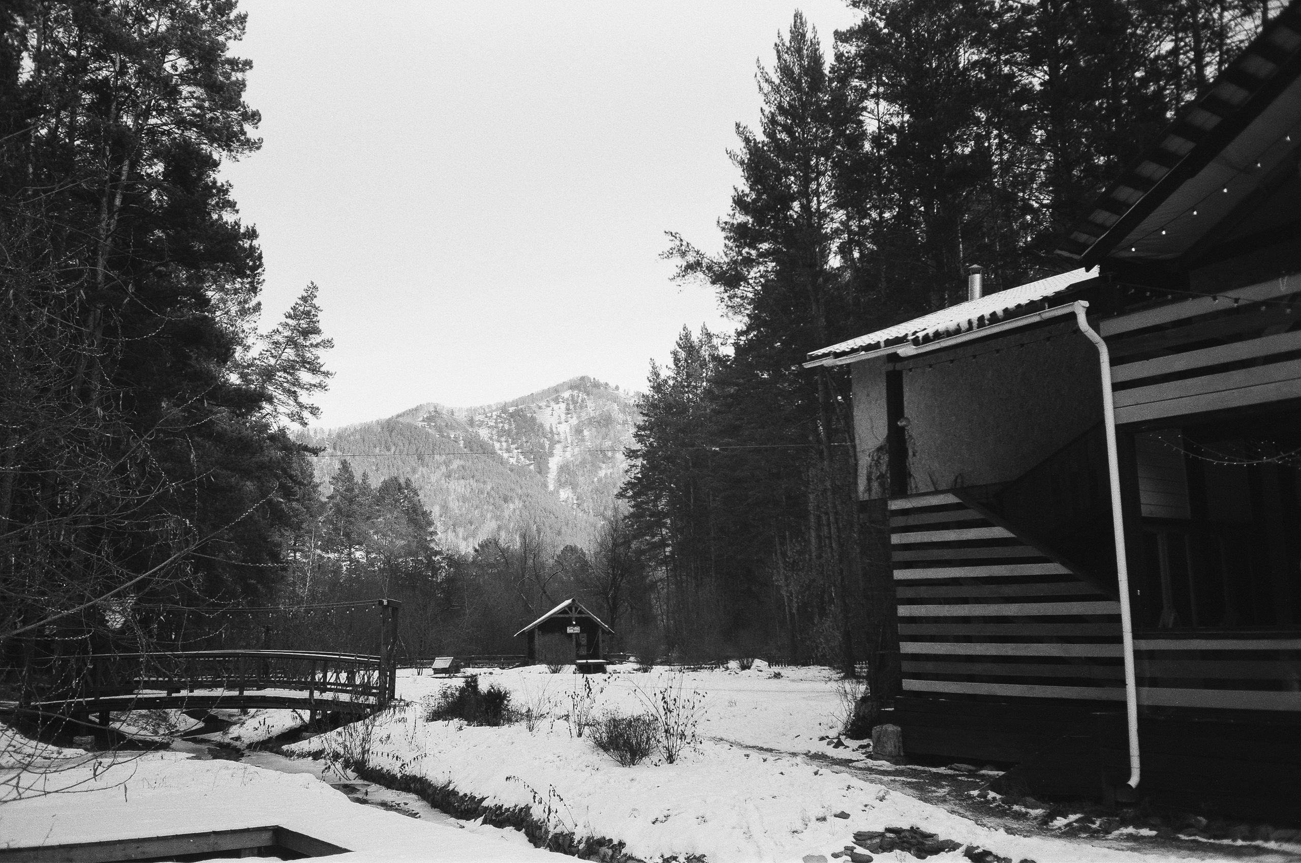 Кызыл-Таш и кафе «Лампа» в Берендеевке. Фотограф-документалист Мария Осокина