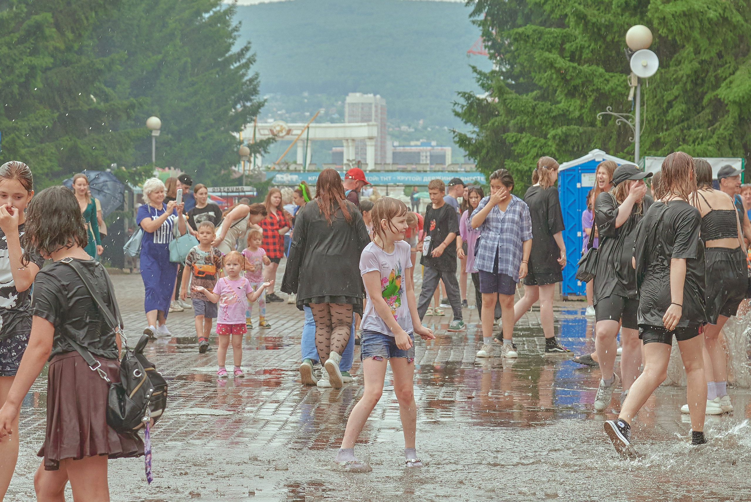 Портфолио репортажной фотосъёмки: Иван Купало в Центральном парке Красноярск. Фотограф Яковлев Роман — Красноярск
