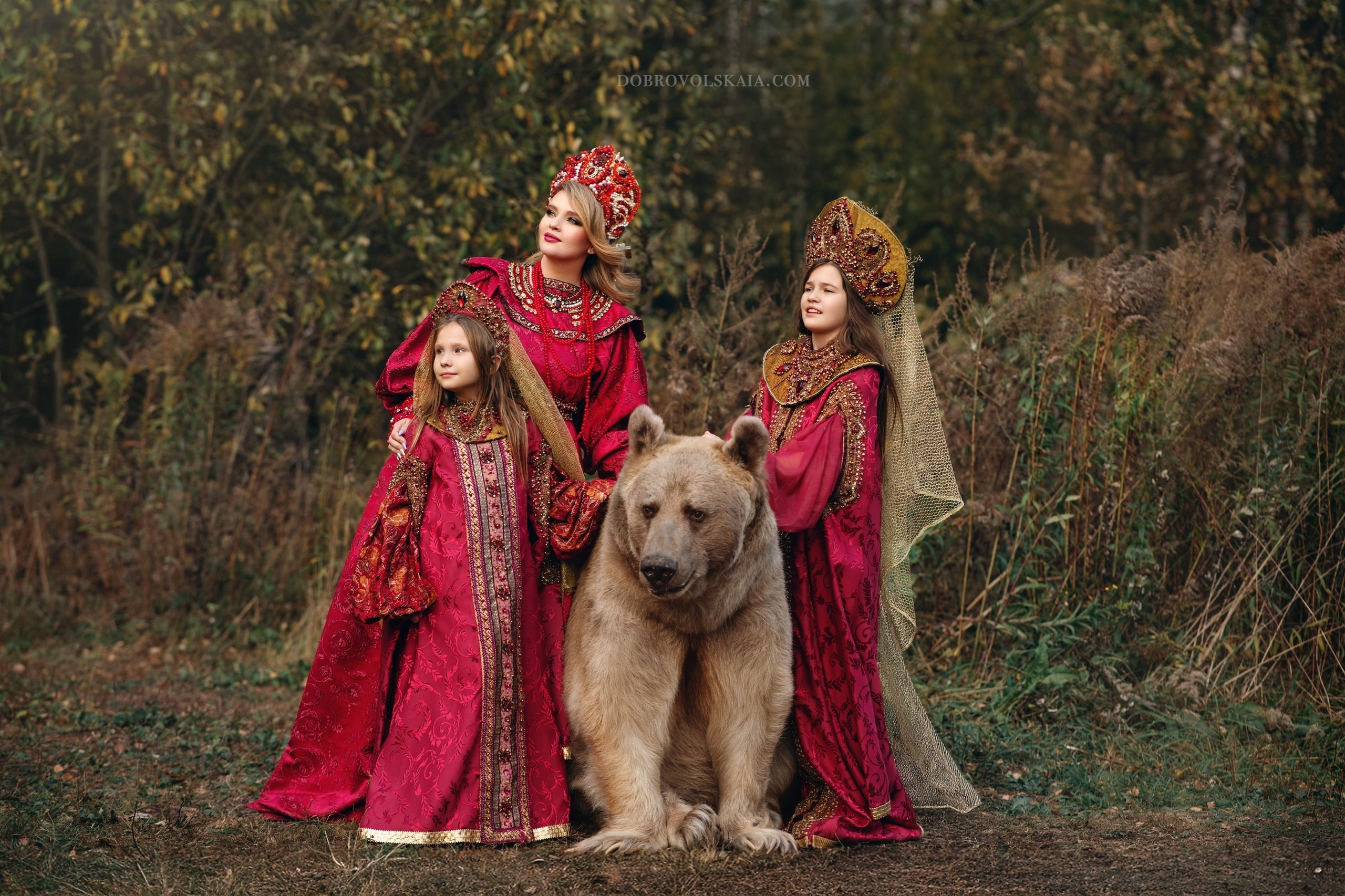 Набор «Царевны». Русские народные костюмы в Москве