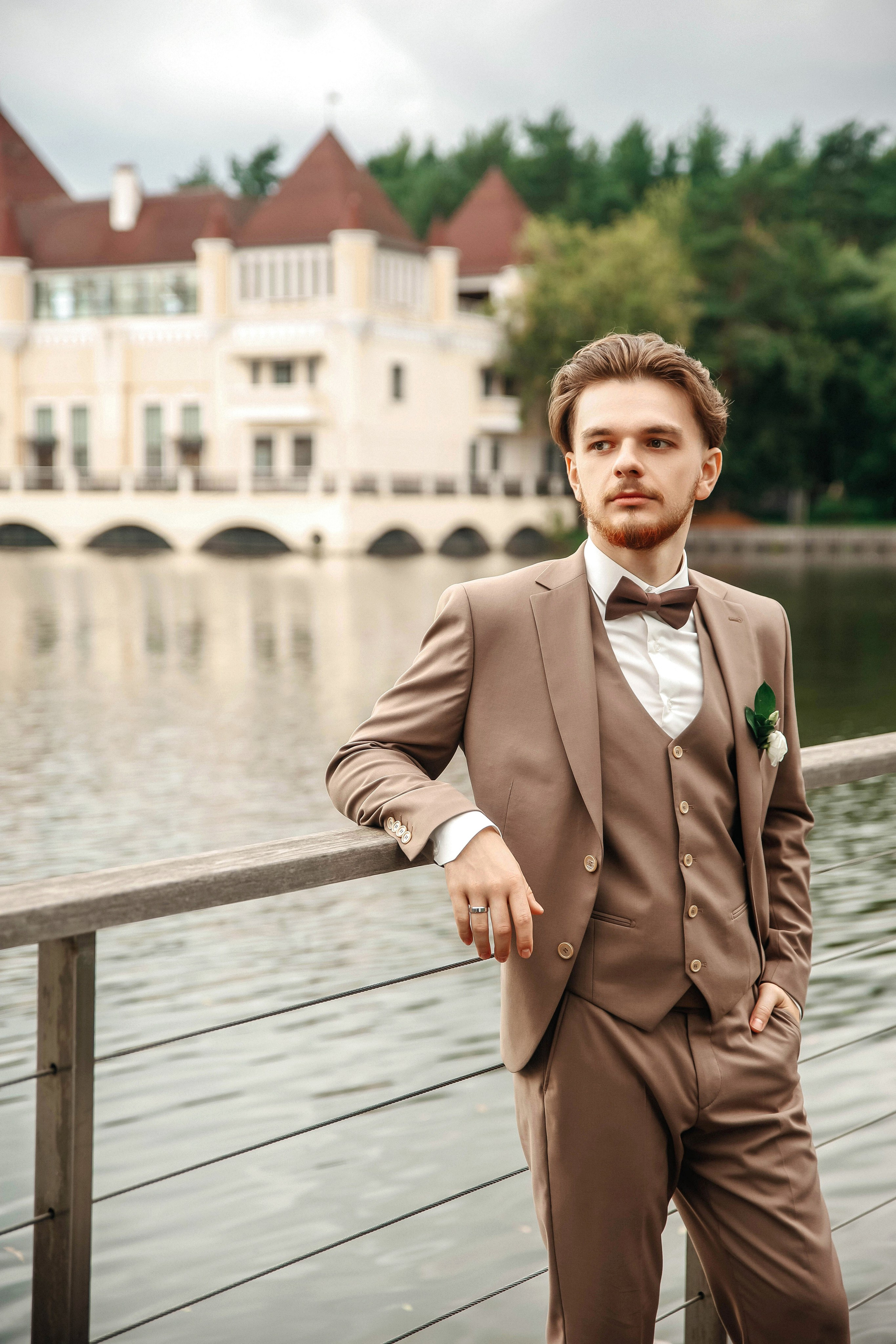 Свадебная фотосессия ВДНХ. Свадебный и семейный фотограф в Москве