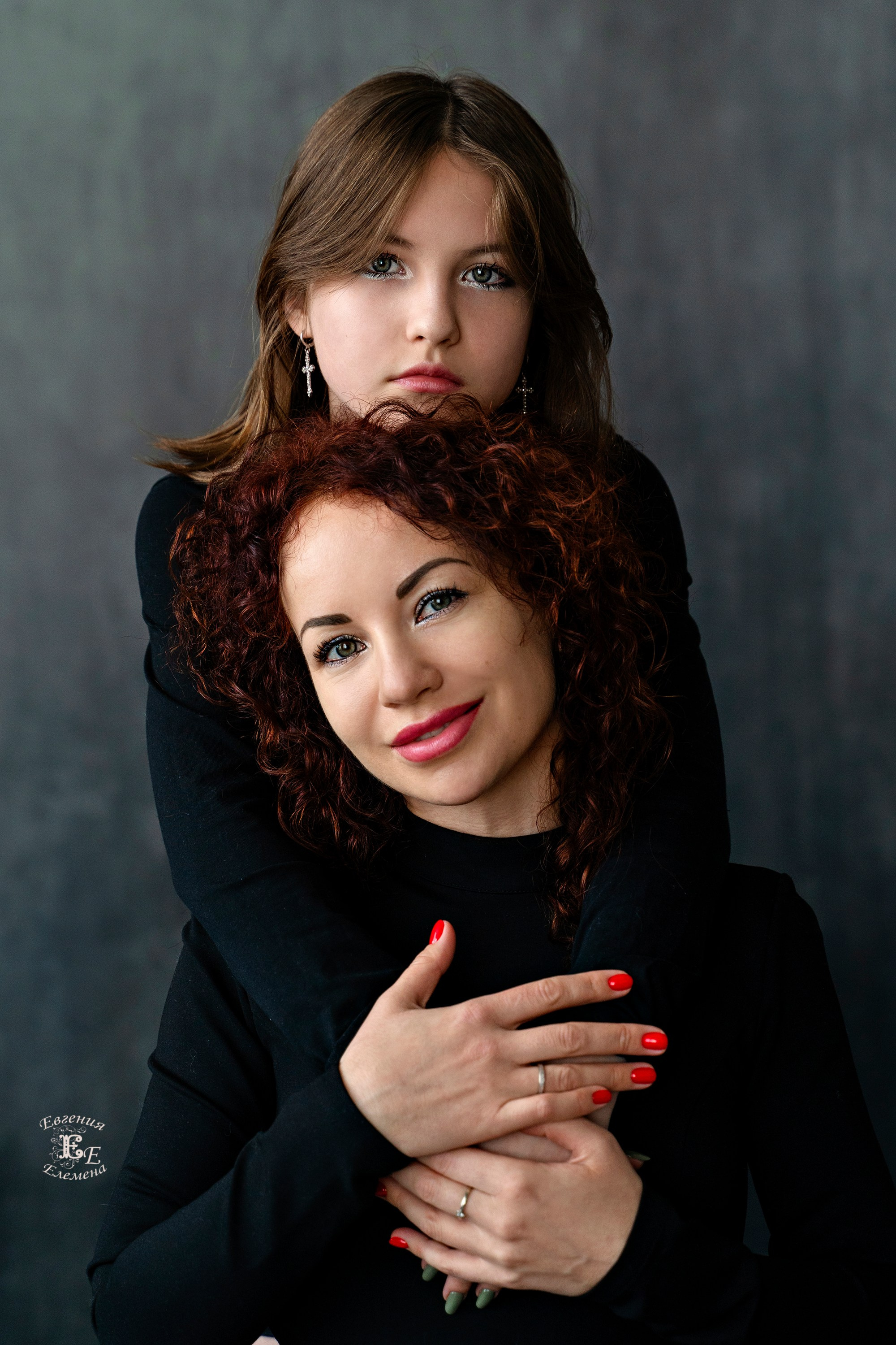 Фотосессия Насти и Вари. Семейный и портретный фотограф в Санкт-Петербурге Евгения Елемена