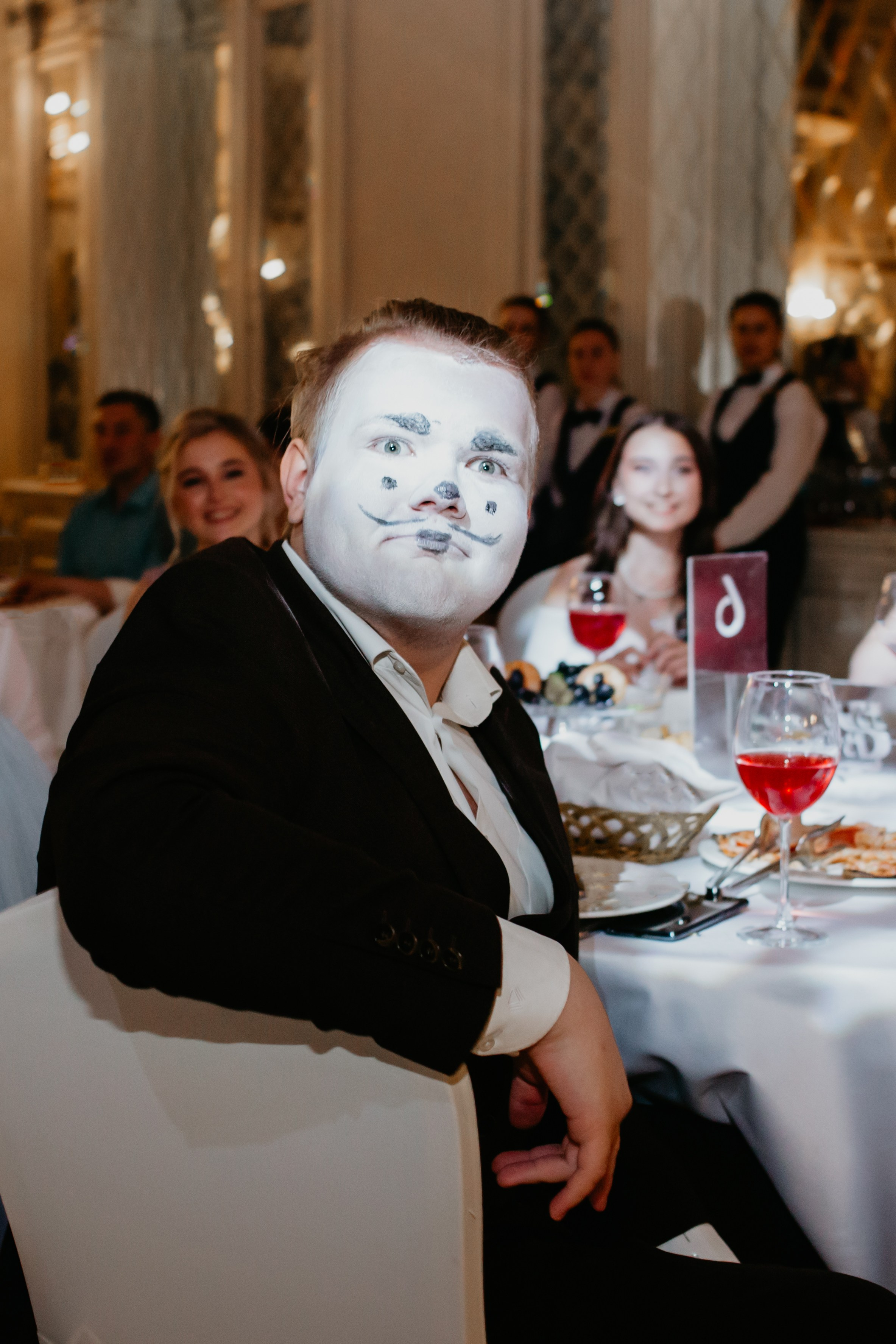 Выпускной. 11 лицей. Фотограф в Челябинске Ополихина Анна