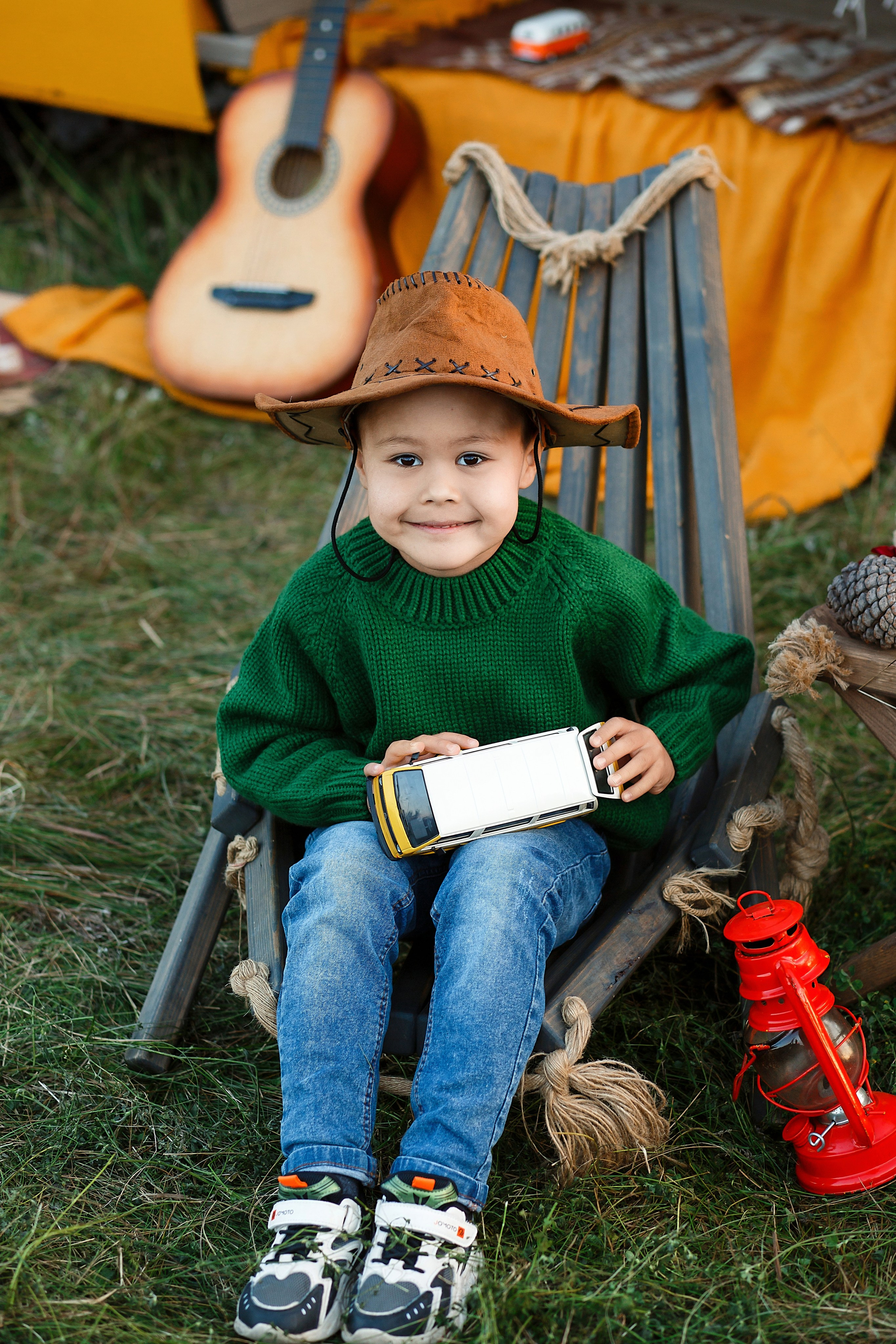 Желтый фургон. Семейный и детский фотограф в Стерлитамаке Разина Рахмангулова