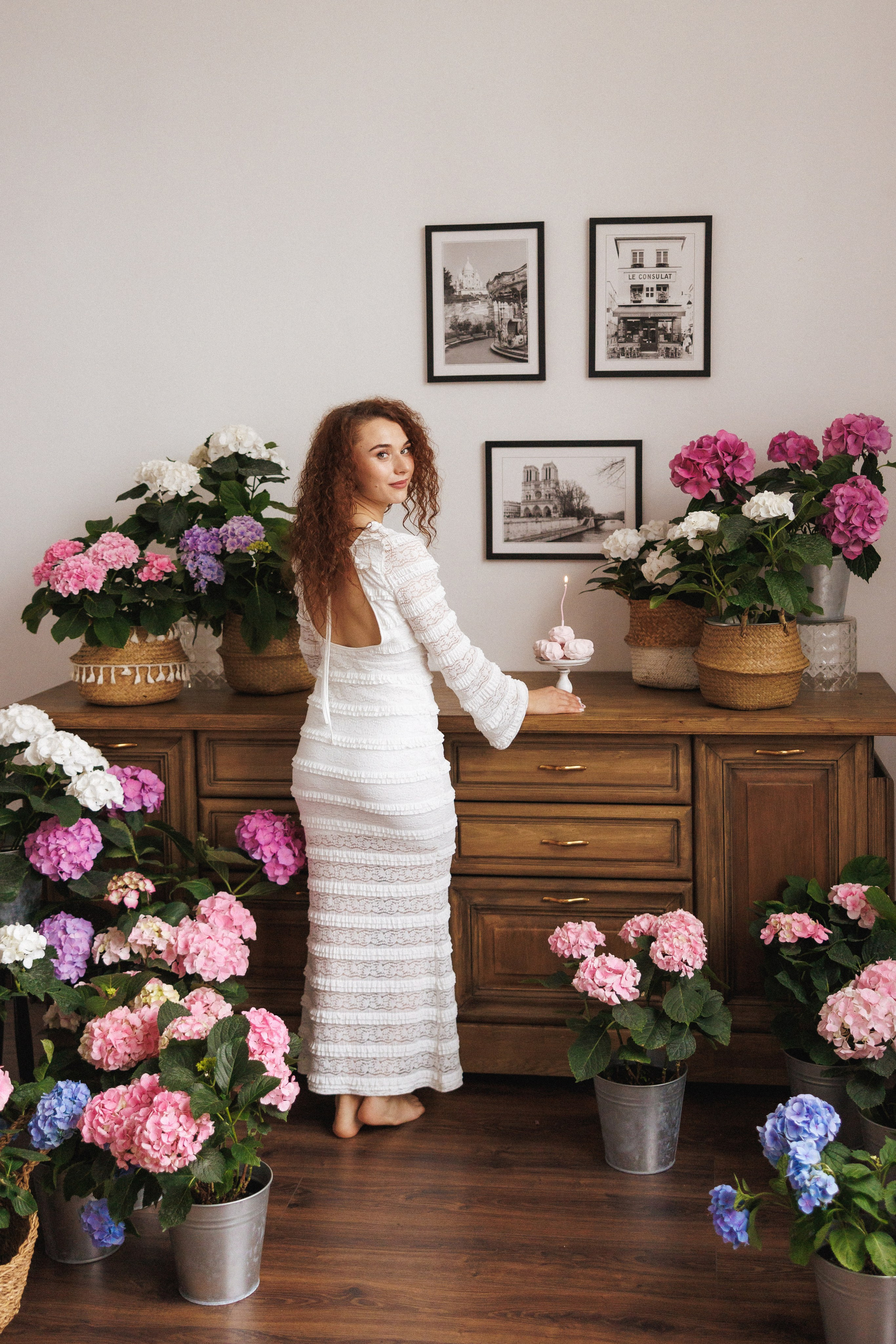 Фотосессия с живыми цветами Гортензии, город Краснодар, фотостудия «Истории». Семейный и детский фотограф в Краснодаре Анна Трашкова