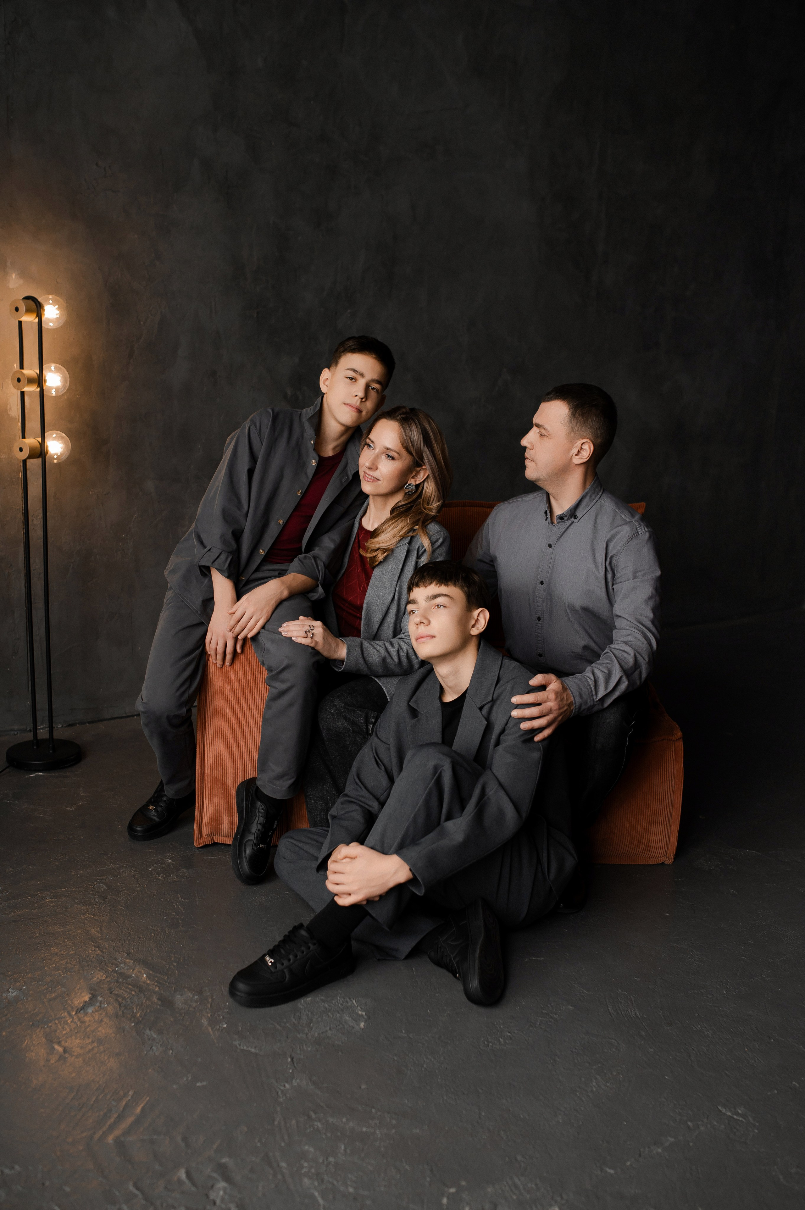 Семейная в студии. Фотограф Алексин, Тула