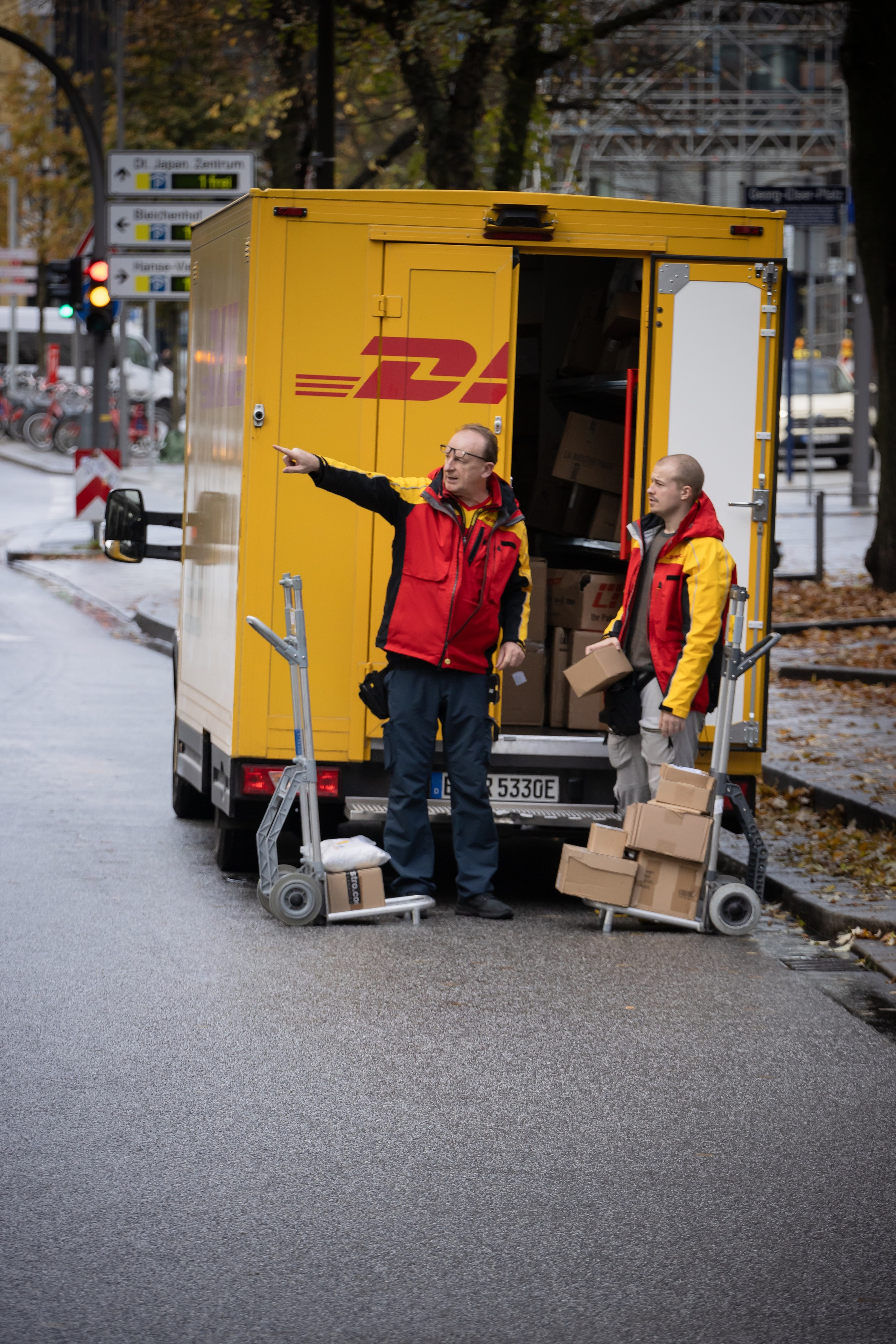 STREET. NE Cinema — backstage and reportage photography in cinema, music, Automotive and sport